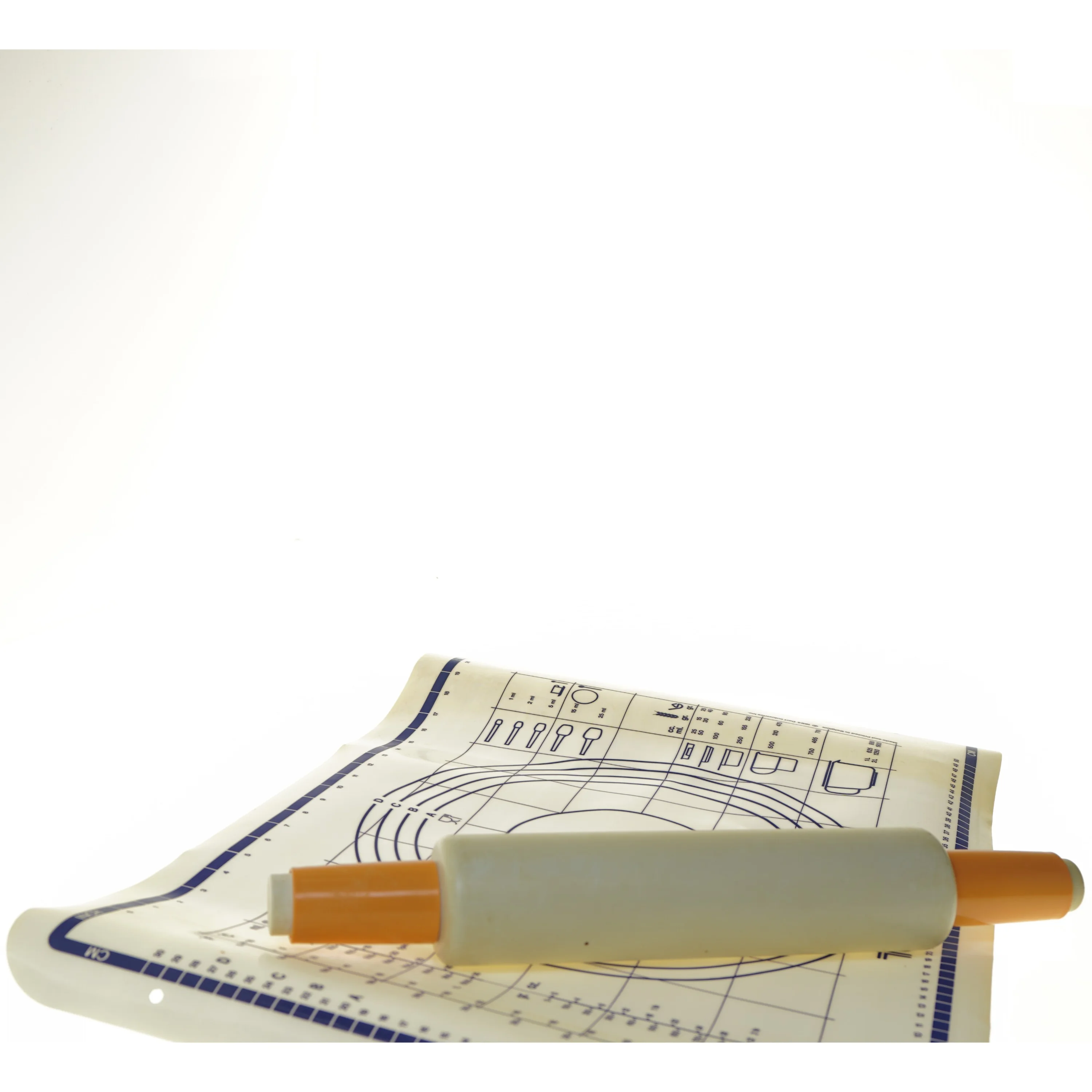 Bagerulle og bagemåtte fra Tupperware (str. 65,5x46 cm)