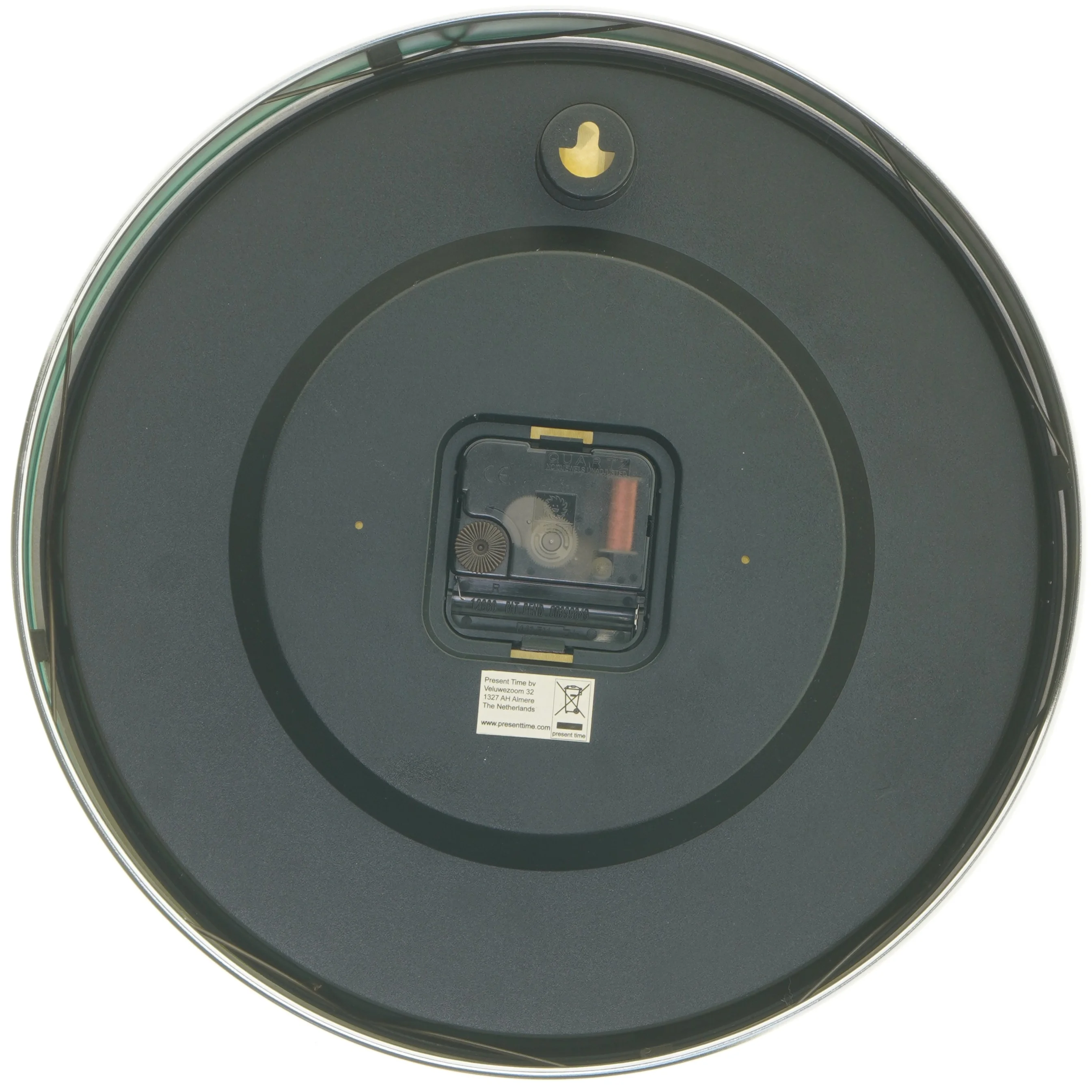 Vægur med sort urskive fra Karlsson (str. Ø 30,5 cm)