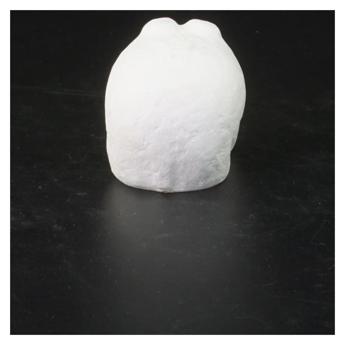 Dekorativ skulptur af frø (str. 8 cm)