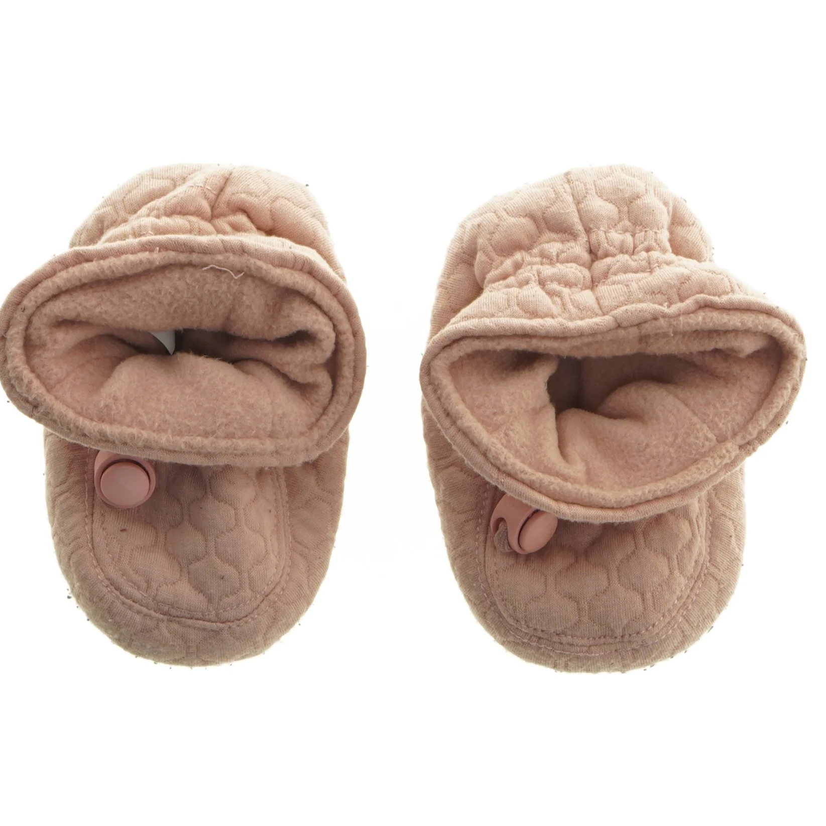 Sutsko i lyserød (str. 22-23)