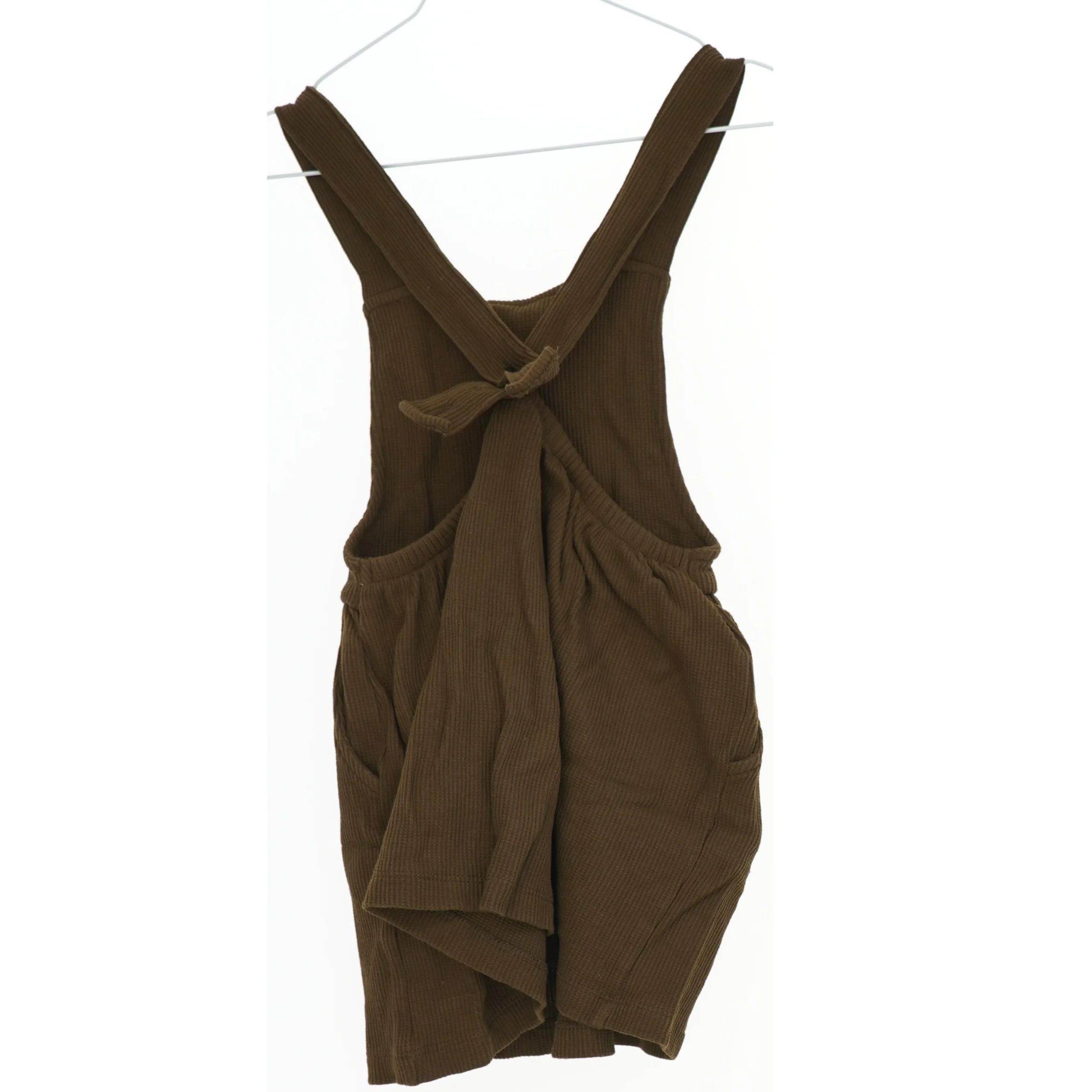 Brun kort kjole med seler fra Name It (str. 104)