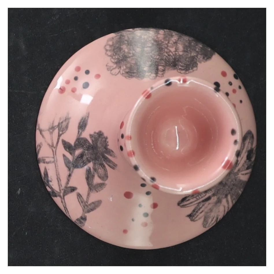 Porcelænslysestage med blomstermotiv (str. 15 cm)