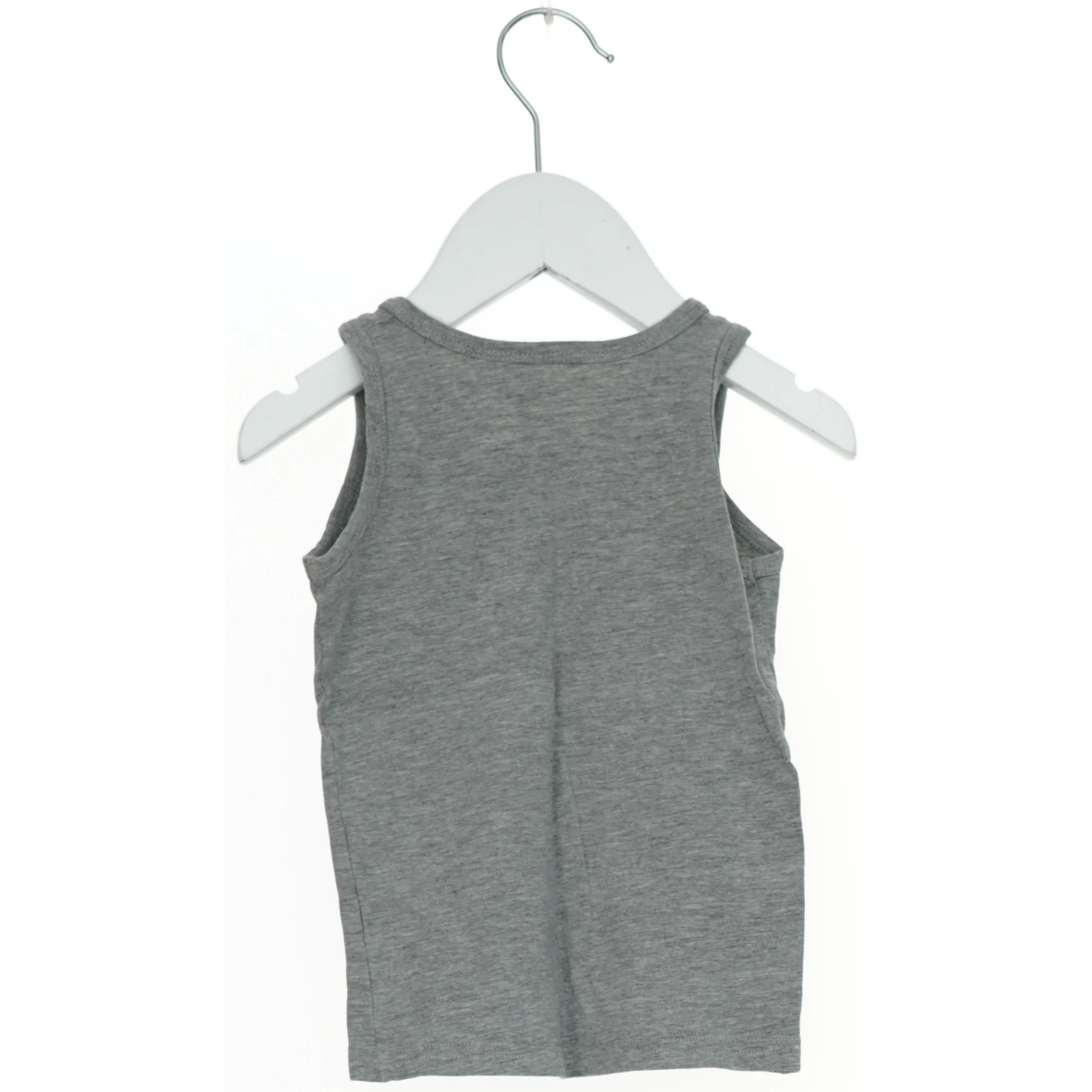 Grå ærmeløs top med paraplymotiv fra Name It (str. 92)