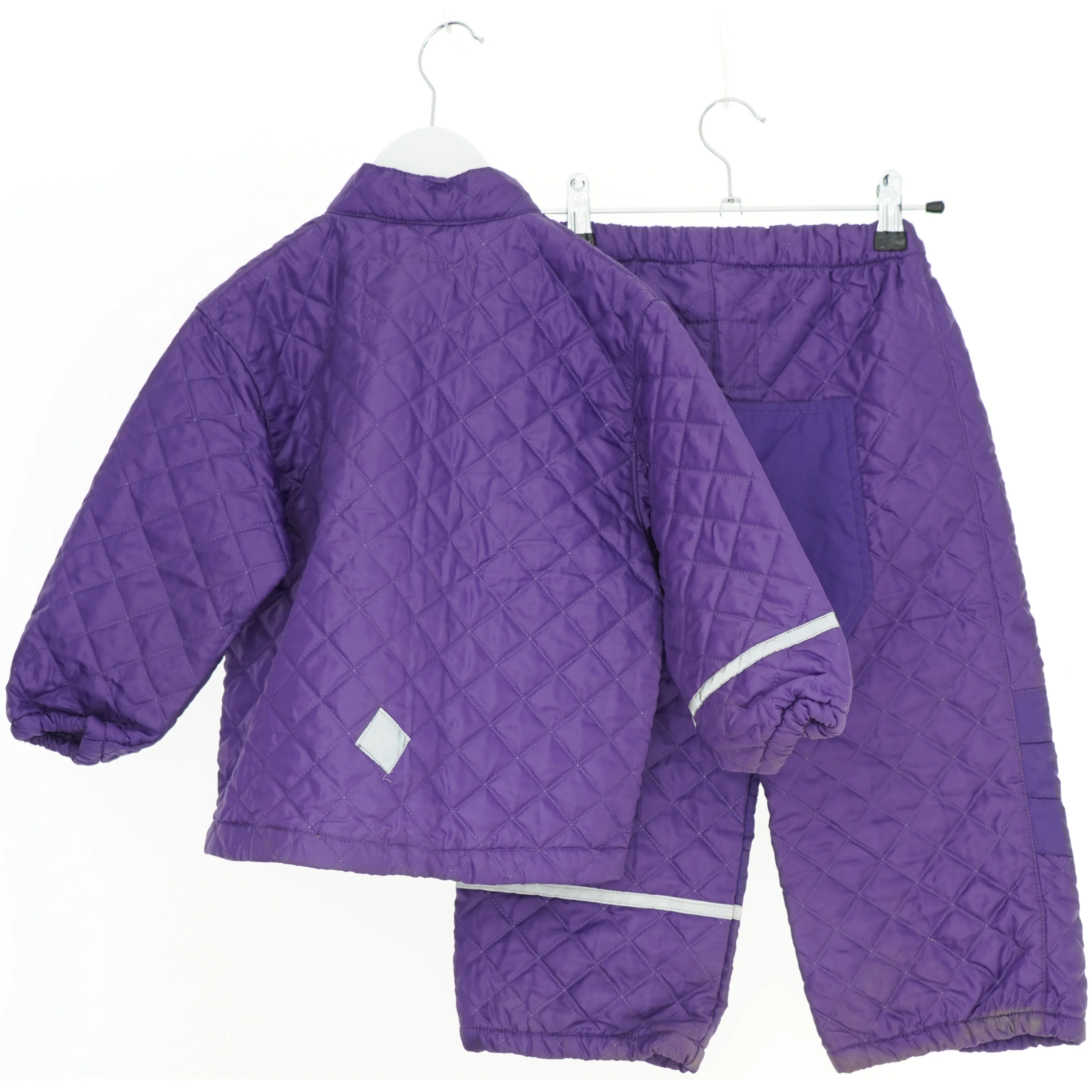 Lilla termo sæt med bukser fra Caretec (str. 98)