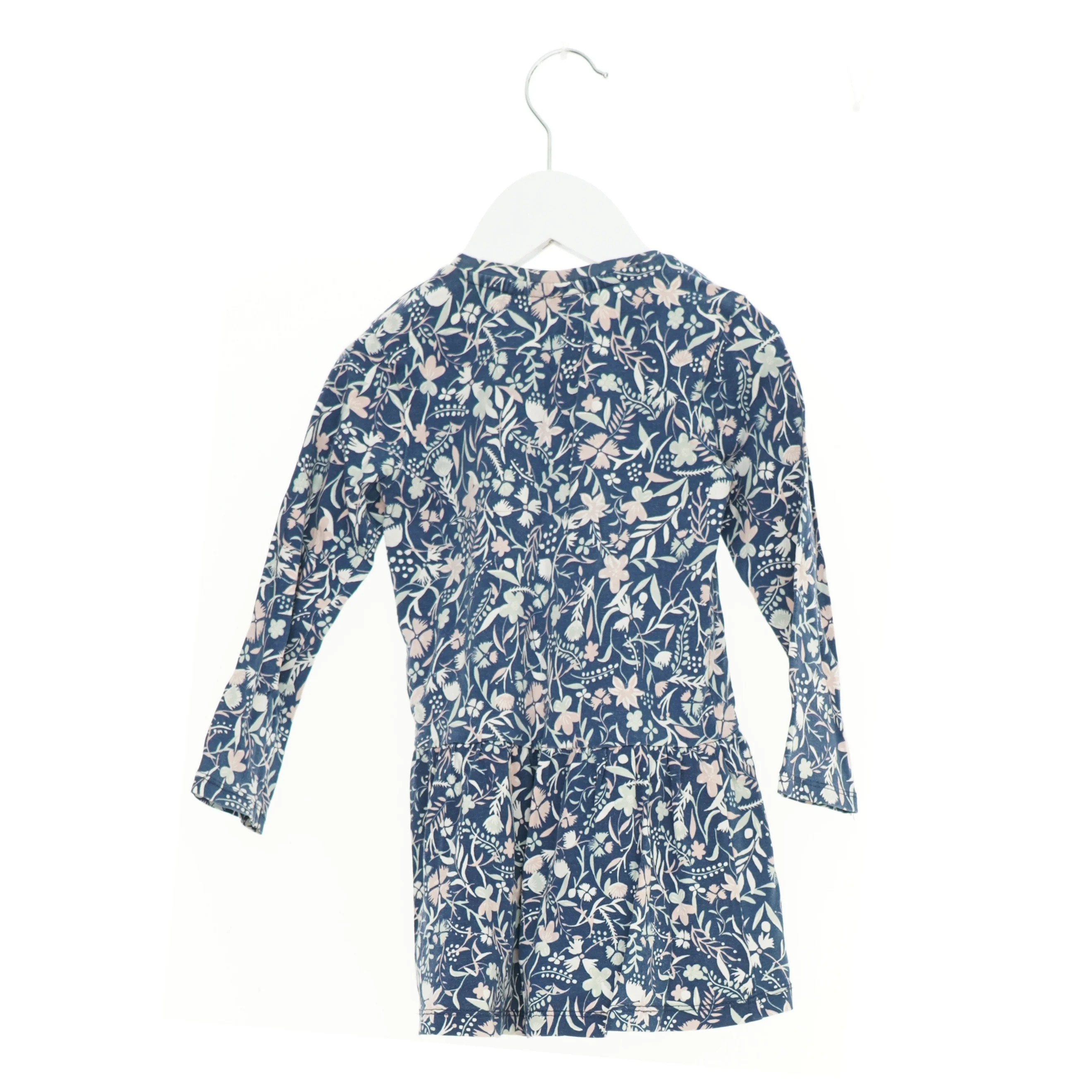 Kjole fra Hummel (str. 92 cm)