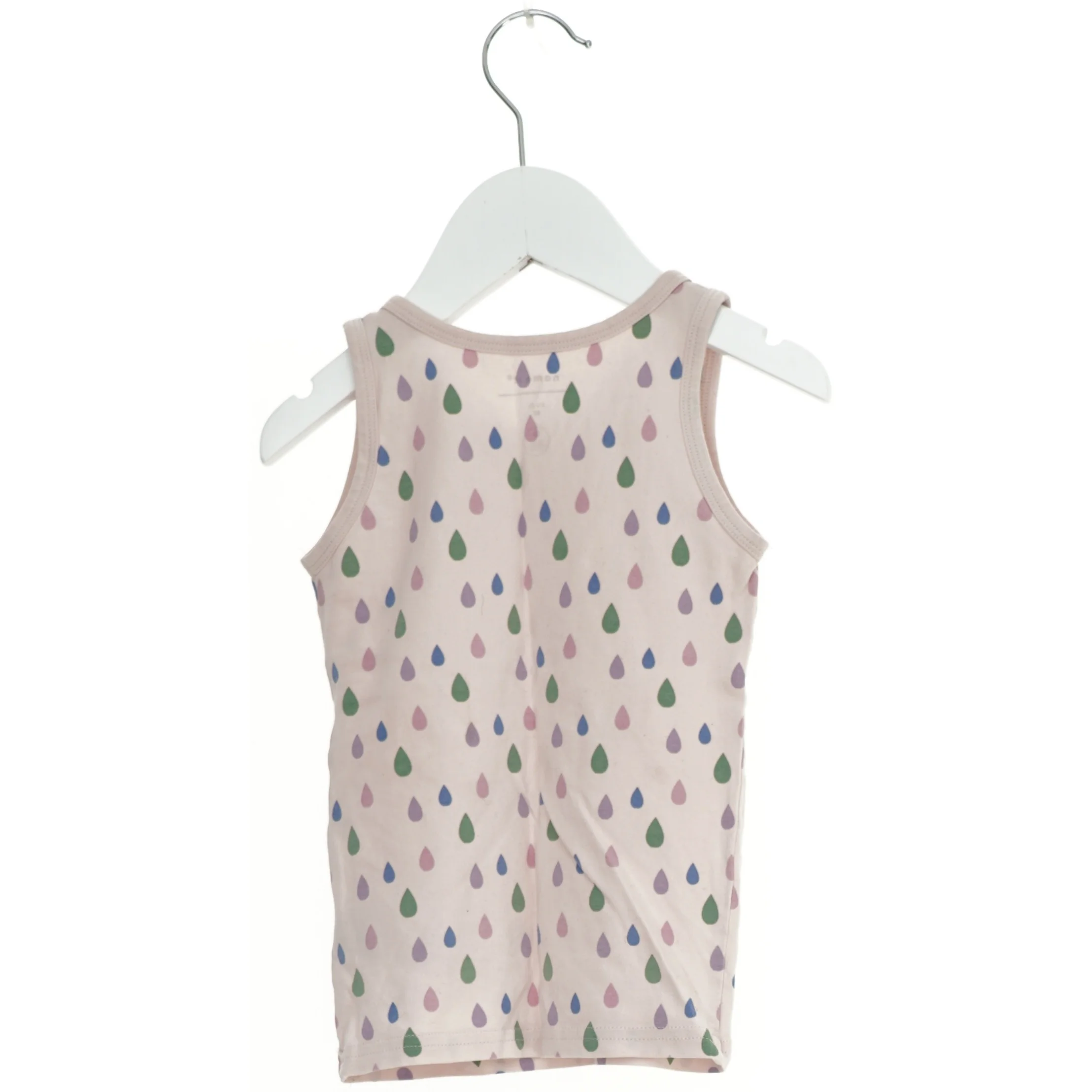 Top med dråbemønster fra Name It (str. 92)