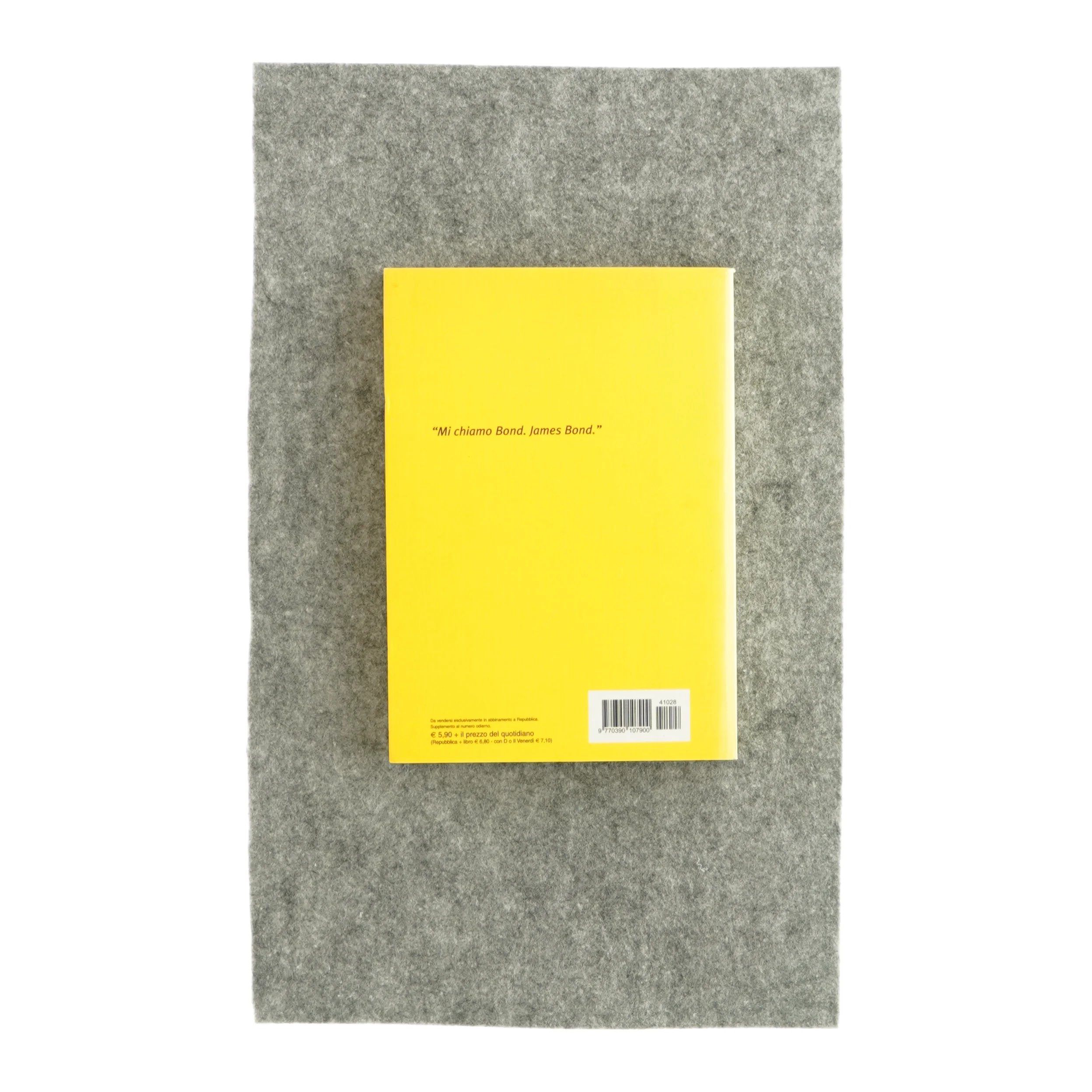 James bond 007, dalla russia con amore af Ian Flemming (bog)