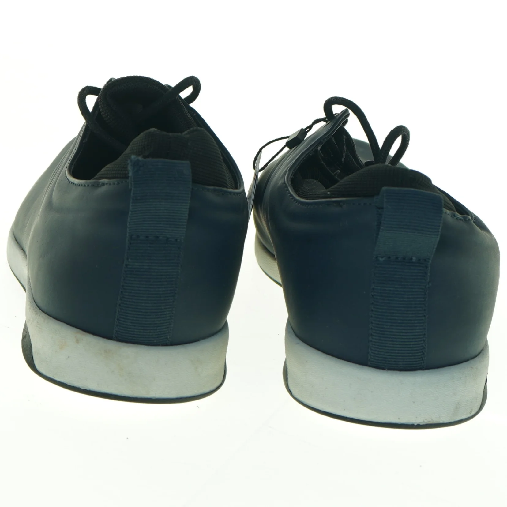 Sorte sneakers fra Zara (str. 41)