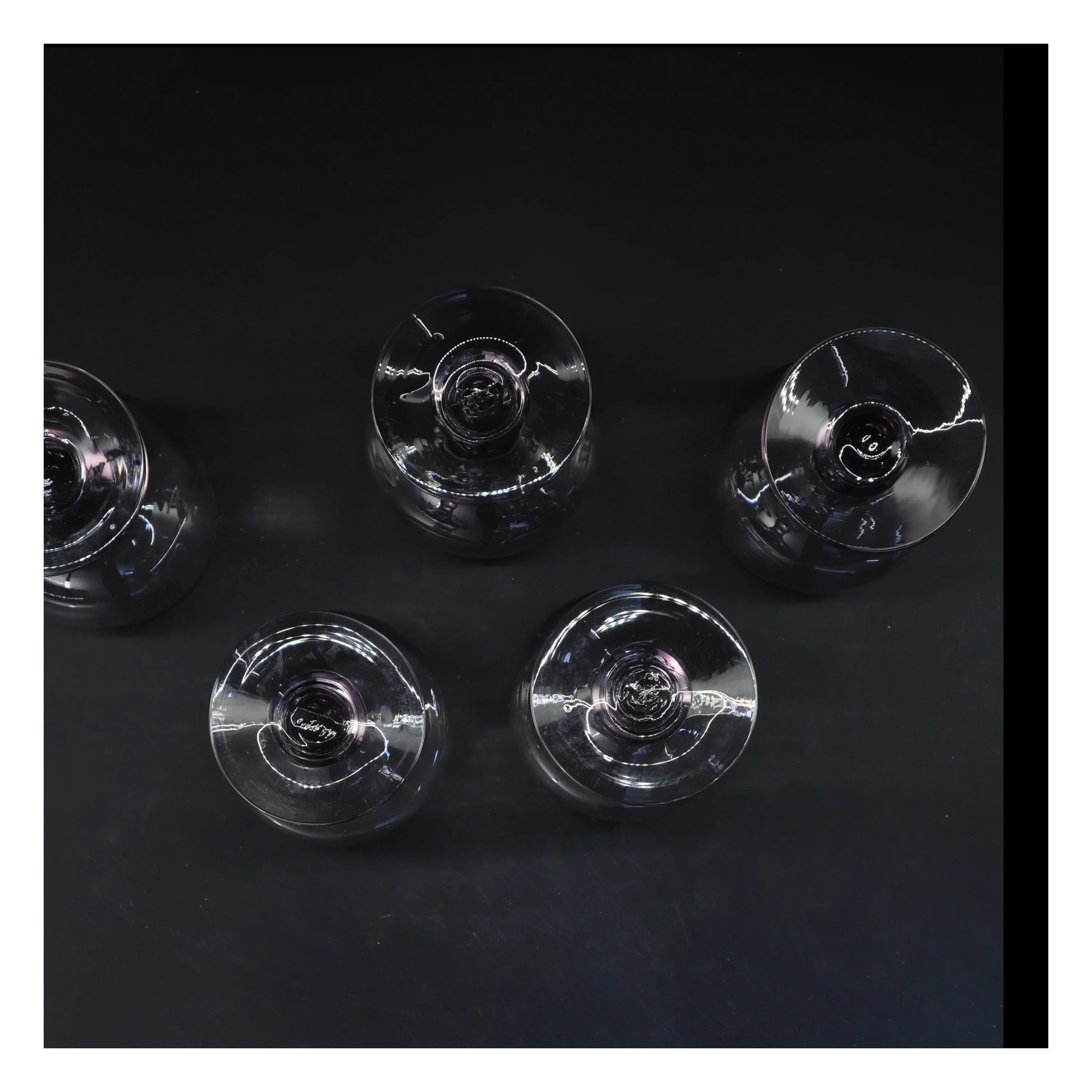 Lilla drikkeglas (str. 5 styk. ø. 9 cm. længde. 14,5 cm)