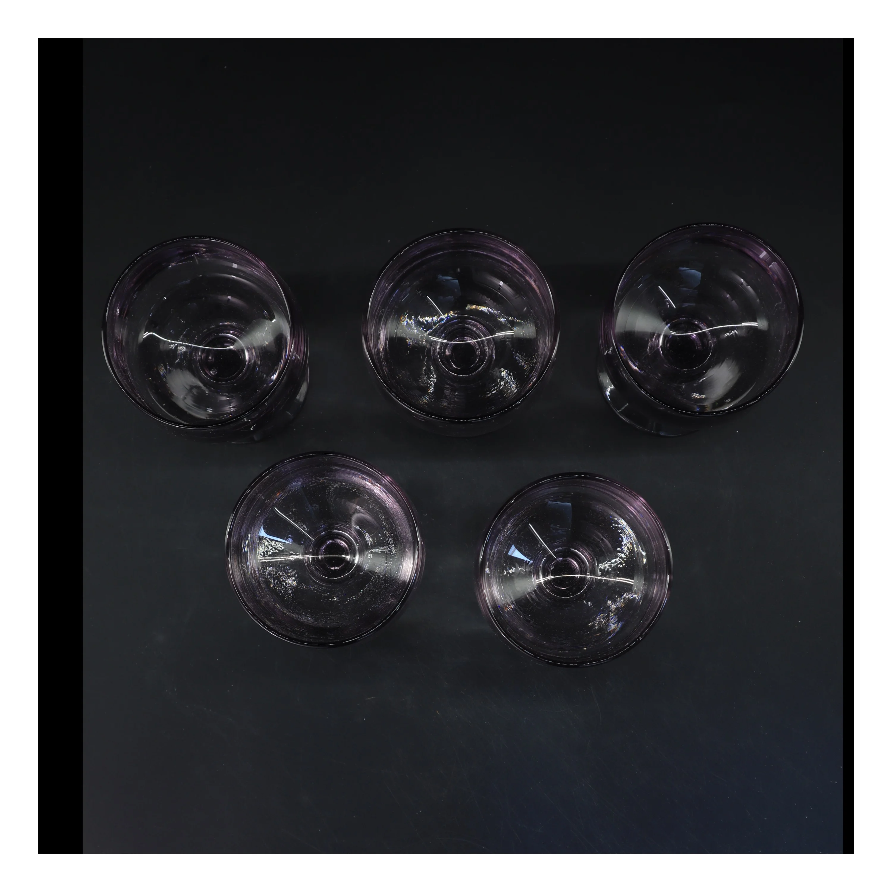 Lilla drikkeglas (str. 5 styk. ø. 9 cm. længde. 14,5 cm)