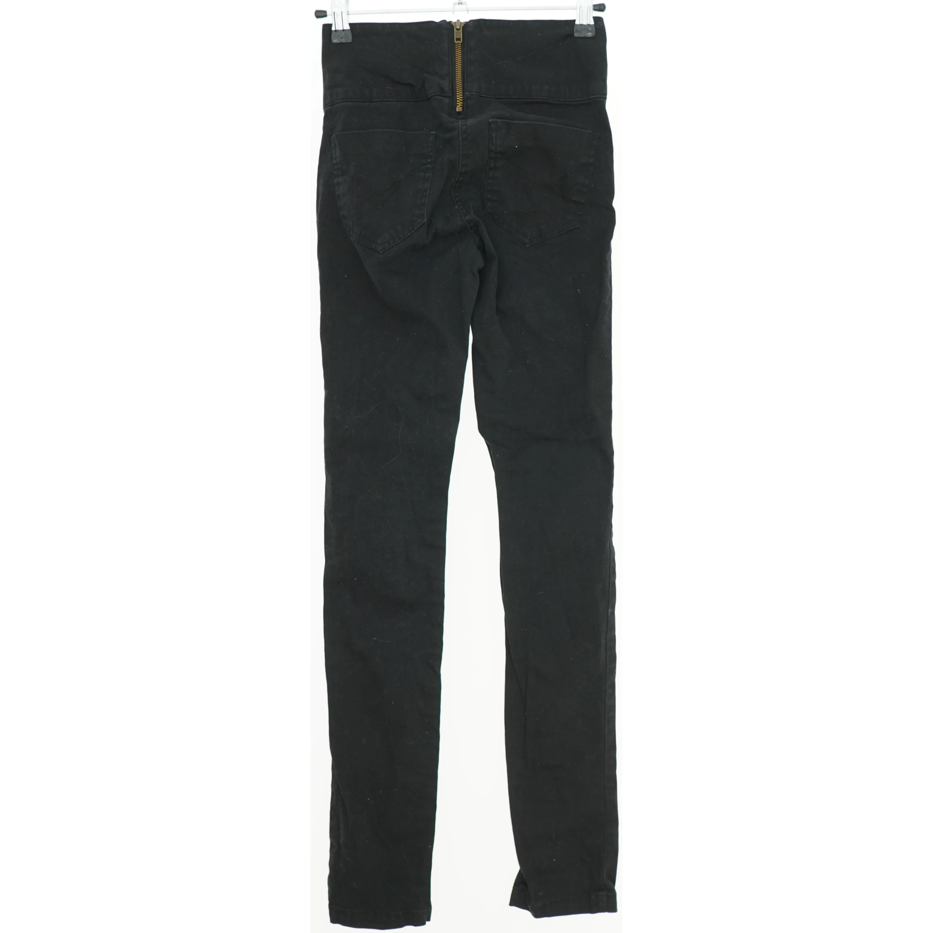 Sorte bukser med lynlås fra D.Xel (str. 140)