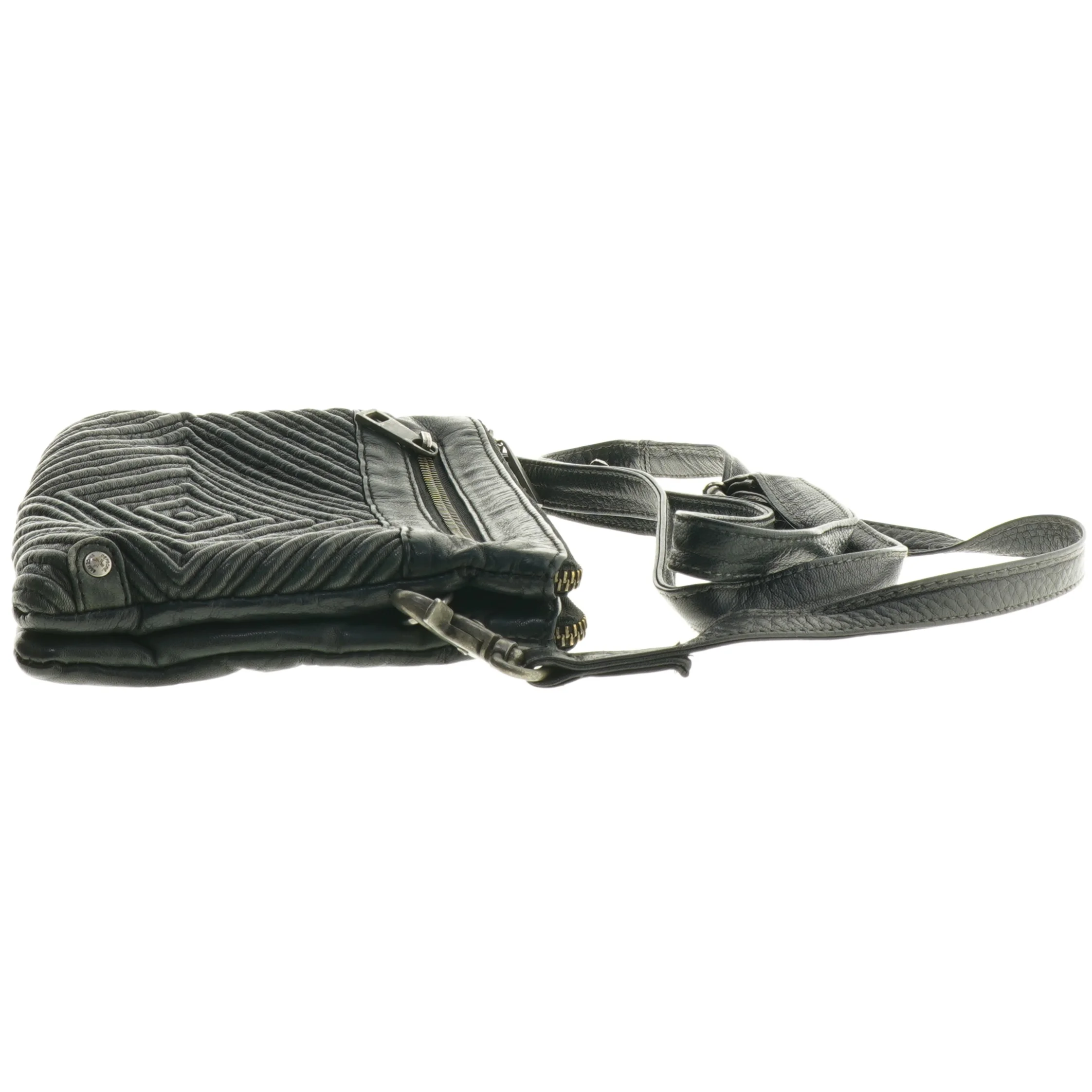 Sort skuldertaske i læderlook (str. 23 x 16 cm)