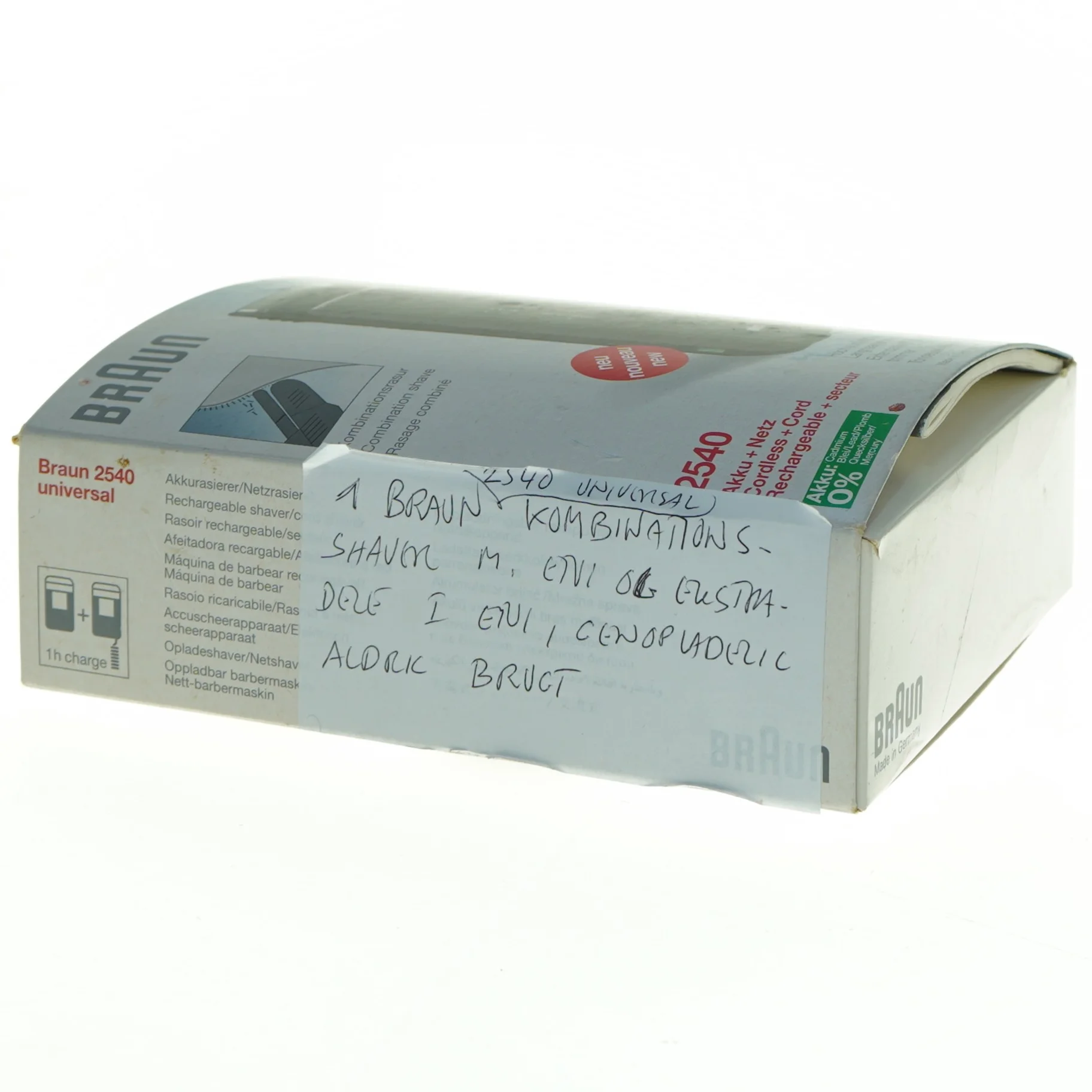 Braun kombinationsshaver fra Braun (str. 17 x 14 x 5 cm)