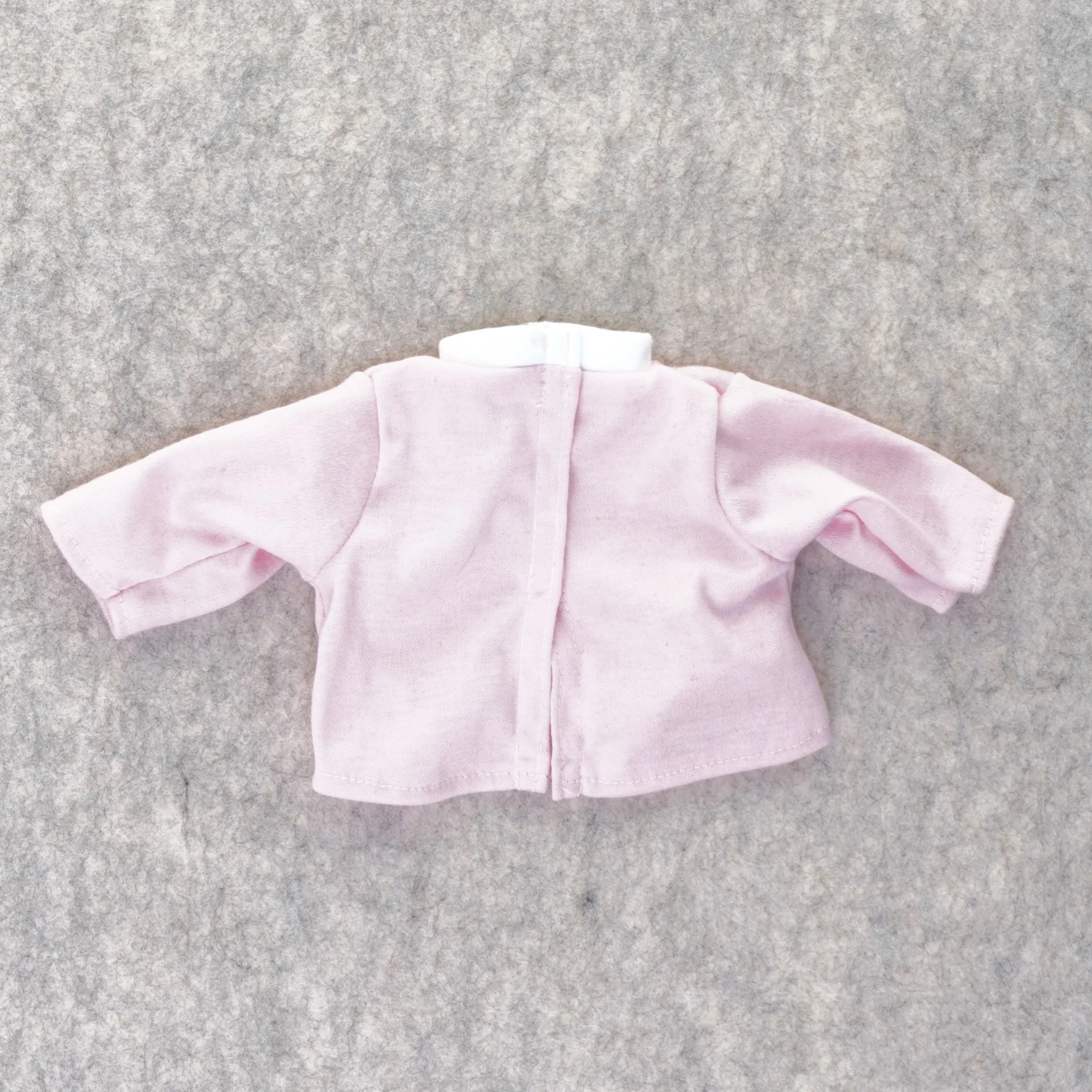 Bluse til bamse (str. 30 x 15 cm)