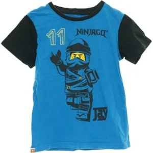 T-Shirt Ninjago fra Lego (str. 128 cm)