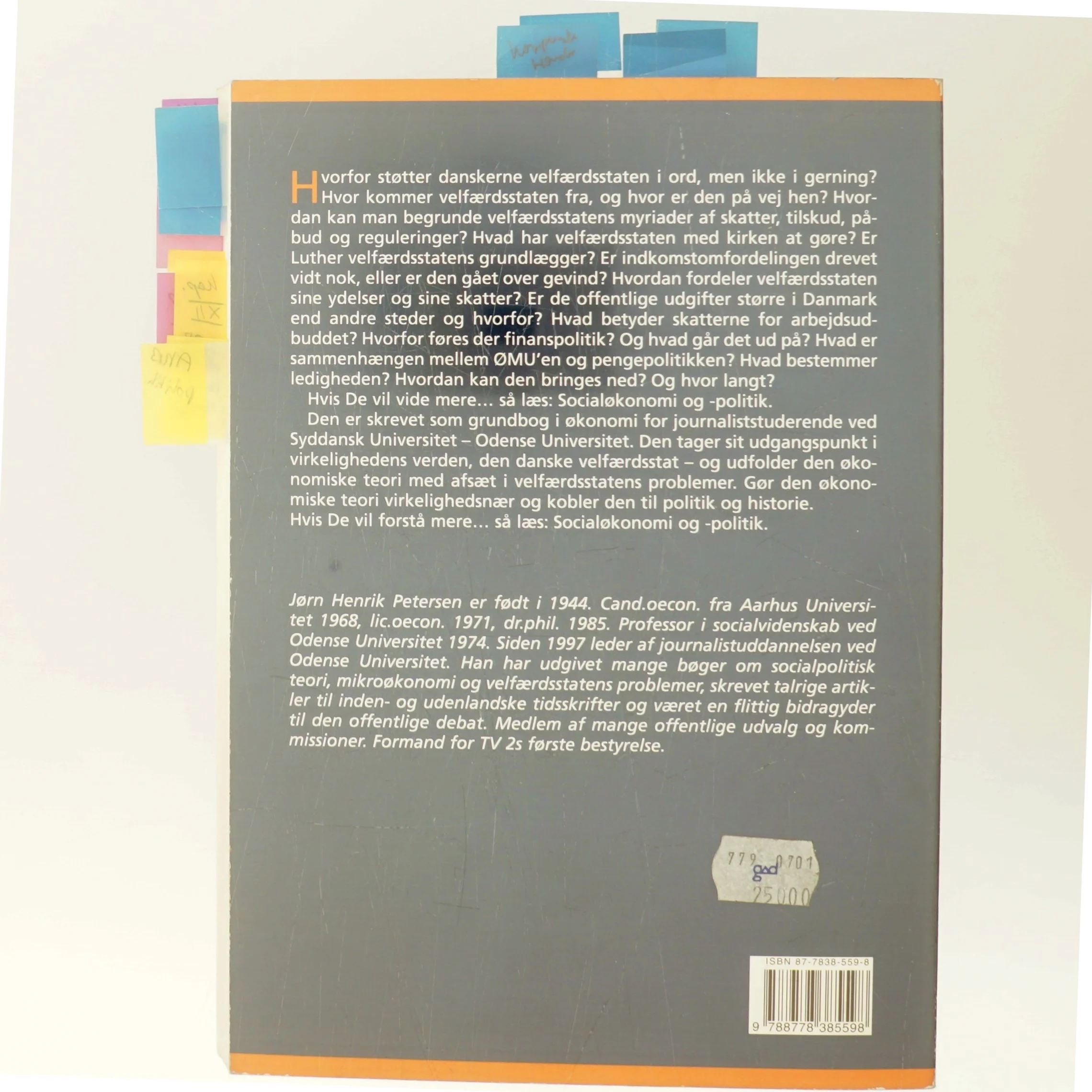 Socialøkonomi og -politik af Jørn Henrik Petersen (f. 1944) (Bog)