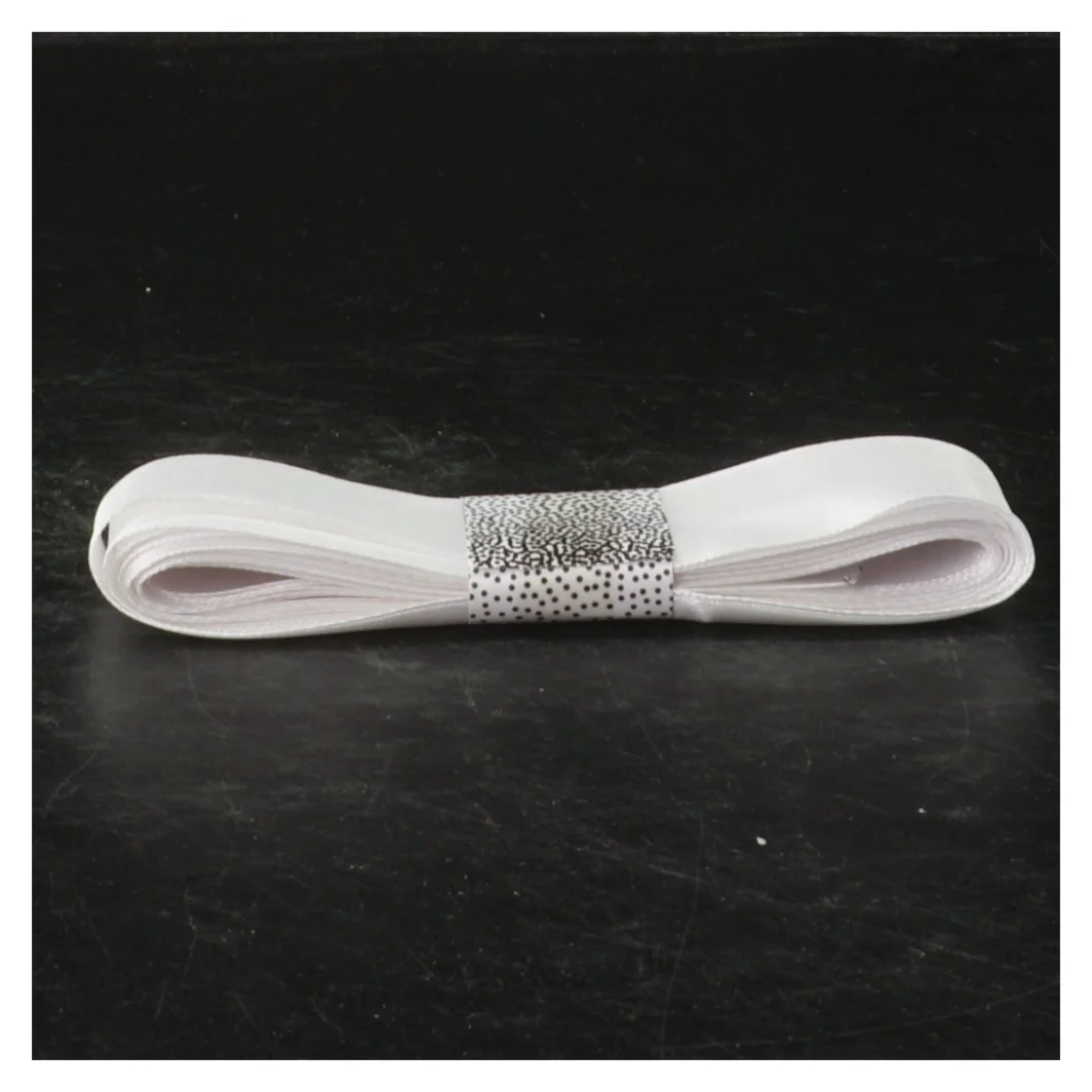 Hvidt satinb&aring;nd (str. 25 mm x 5 m)