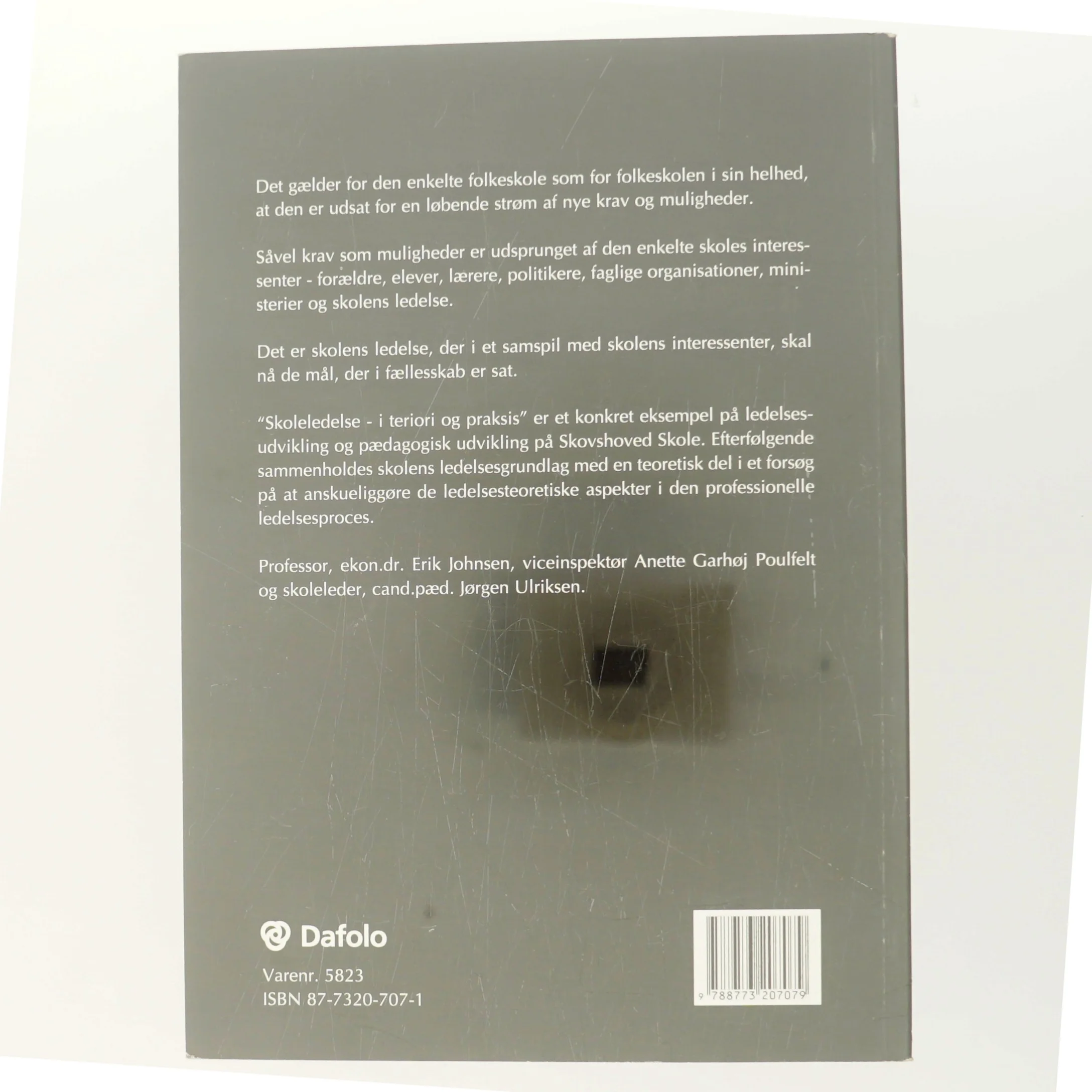 Skoleledelse - i teori og praksis (Bog)