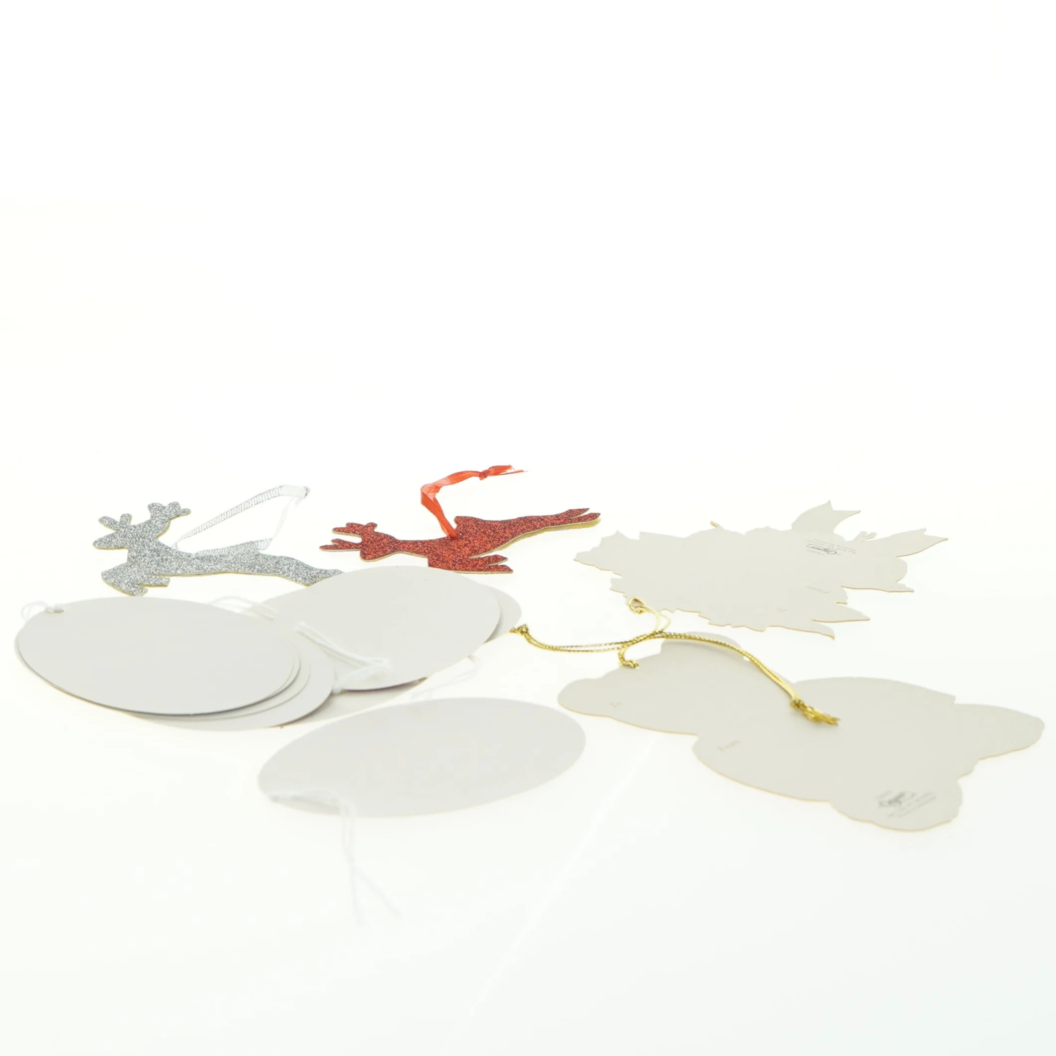 Juledekorationer og gaveetiketter (str. 13x11 cm)