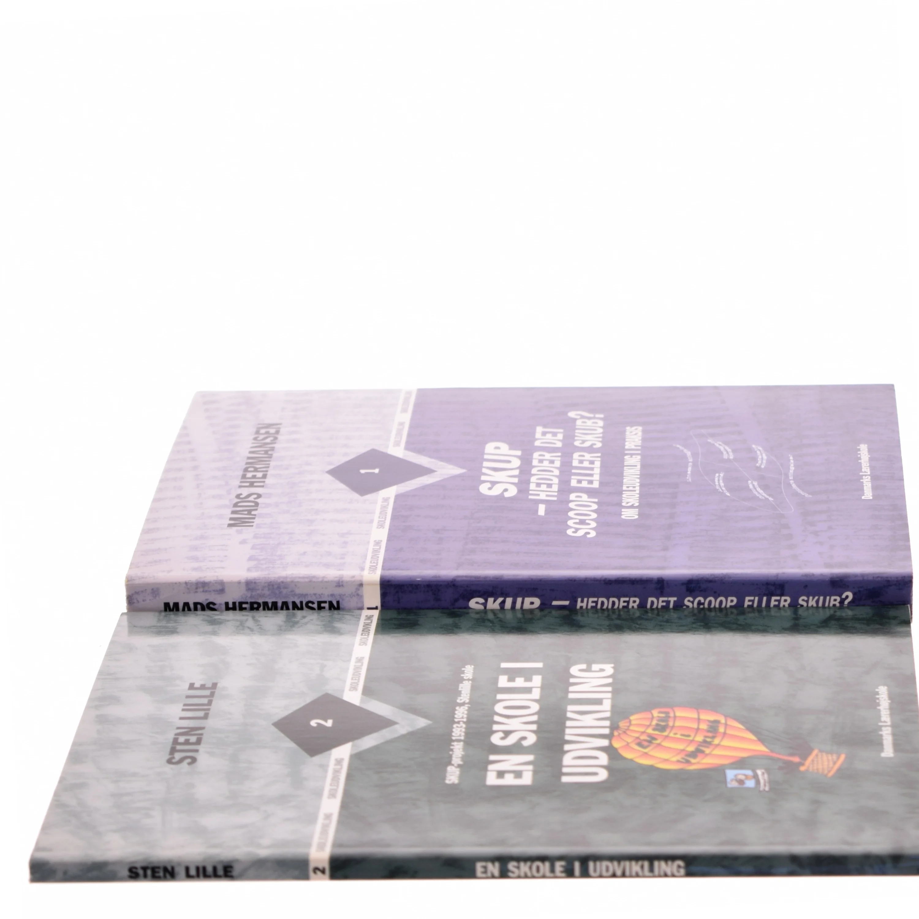 En skole i udvikling : SKUP-projekt 1993-1996, Stenlille skole af Sten Lille (Bog)