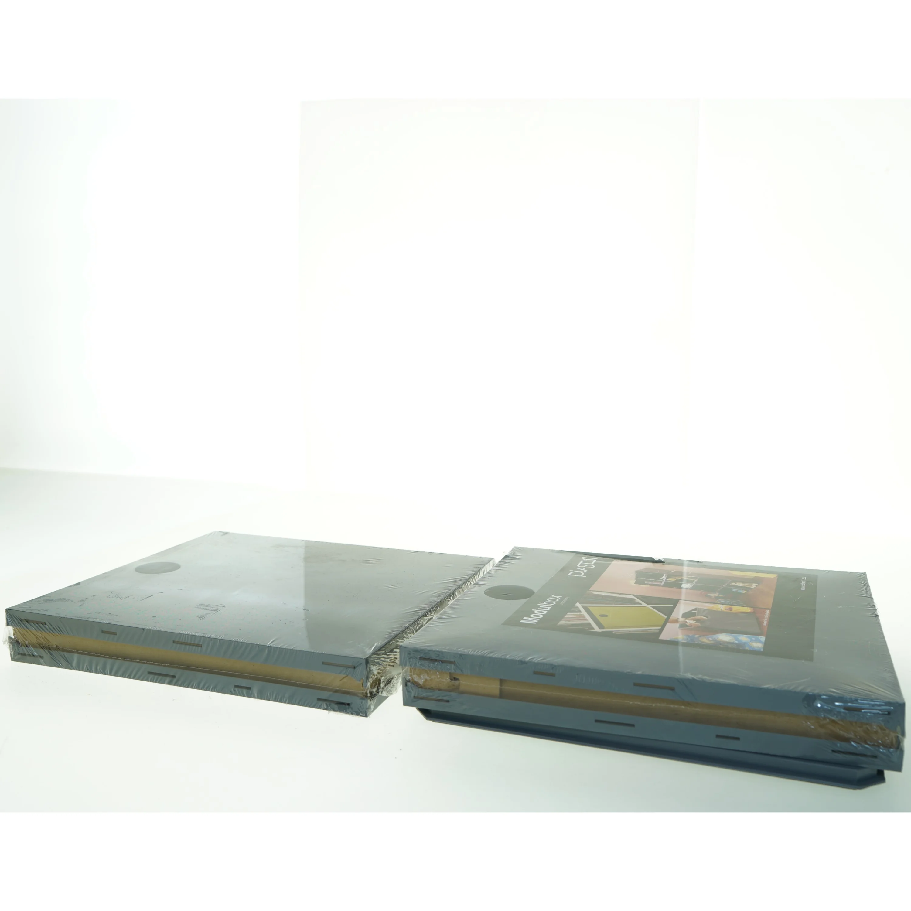 To Opbevaringskasser fra Plast1 (str. 32x32x31 cm)