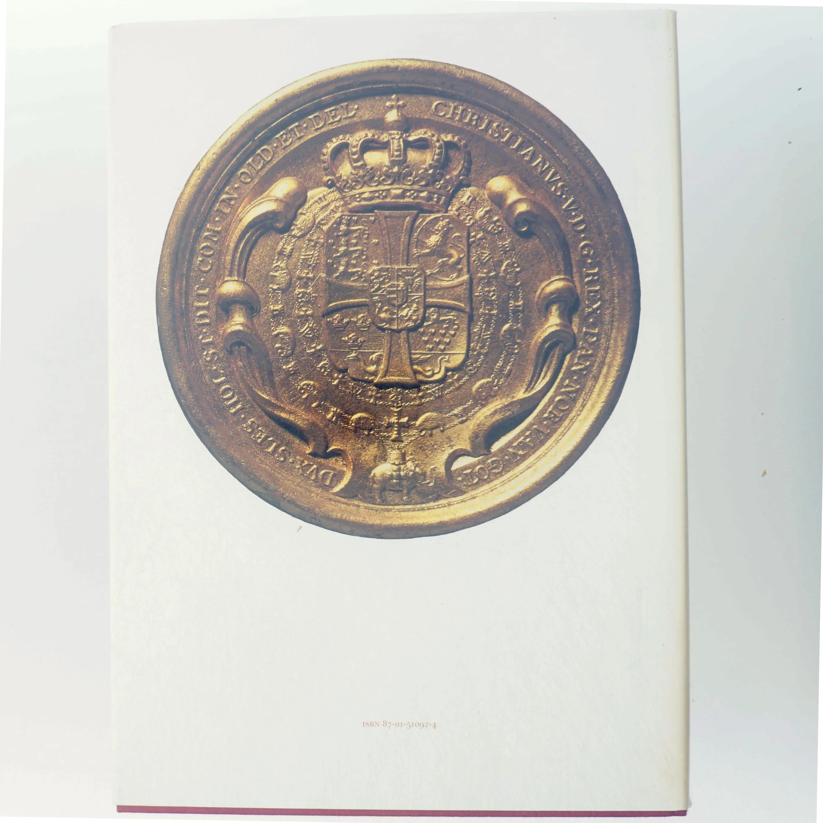 Bog om Danmarks Riges Regalier fra Gyldendal