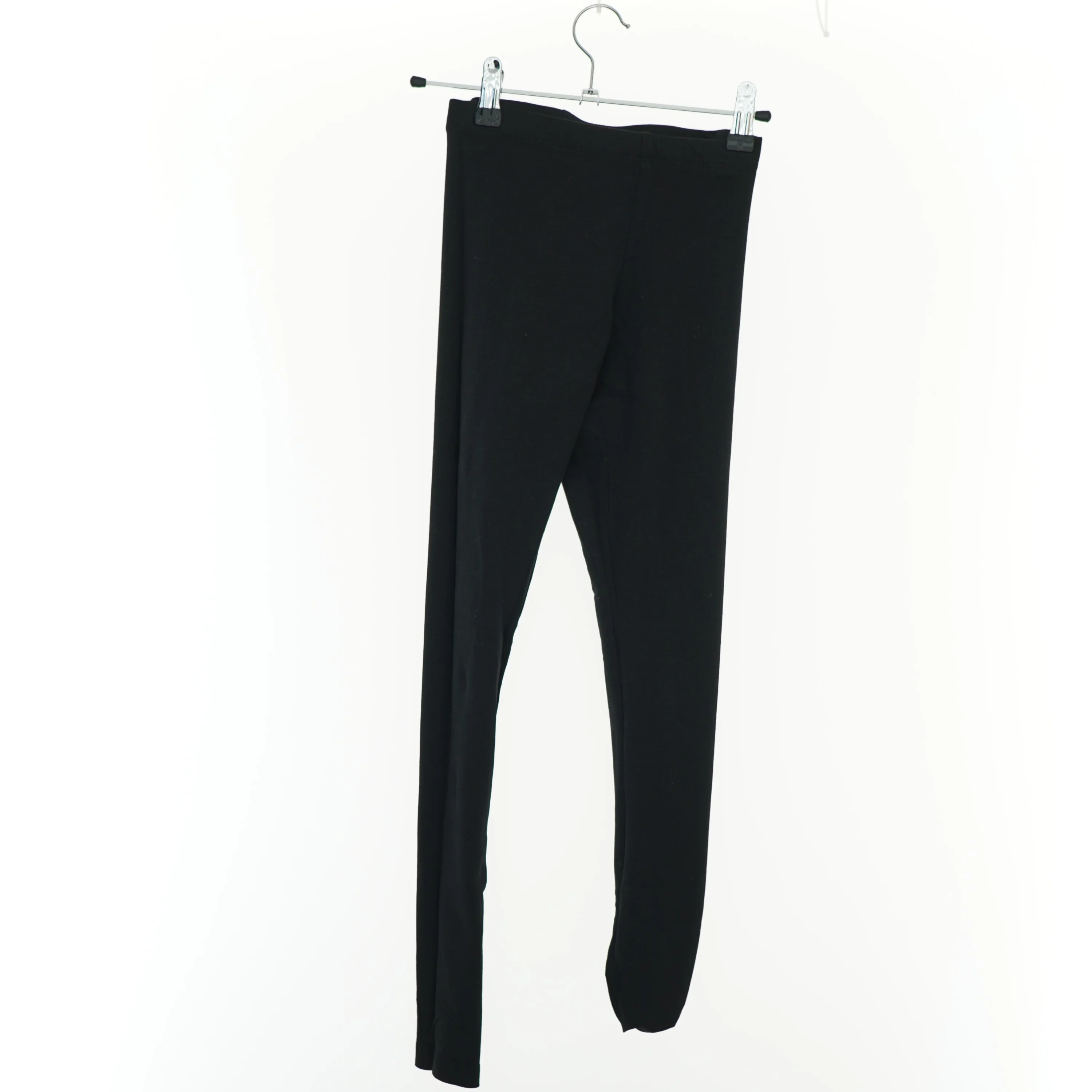 Leggings fra Basic needs (str. 134 cm)