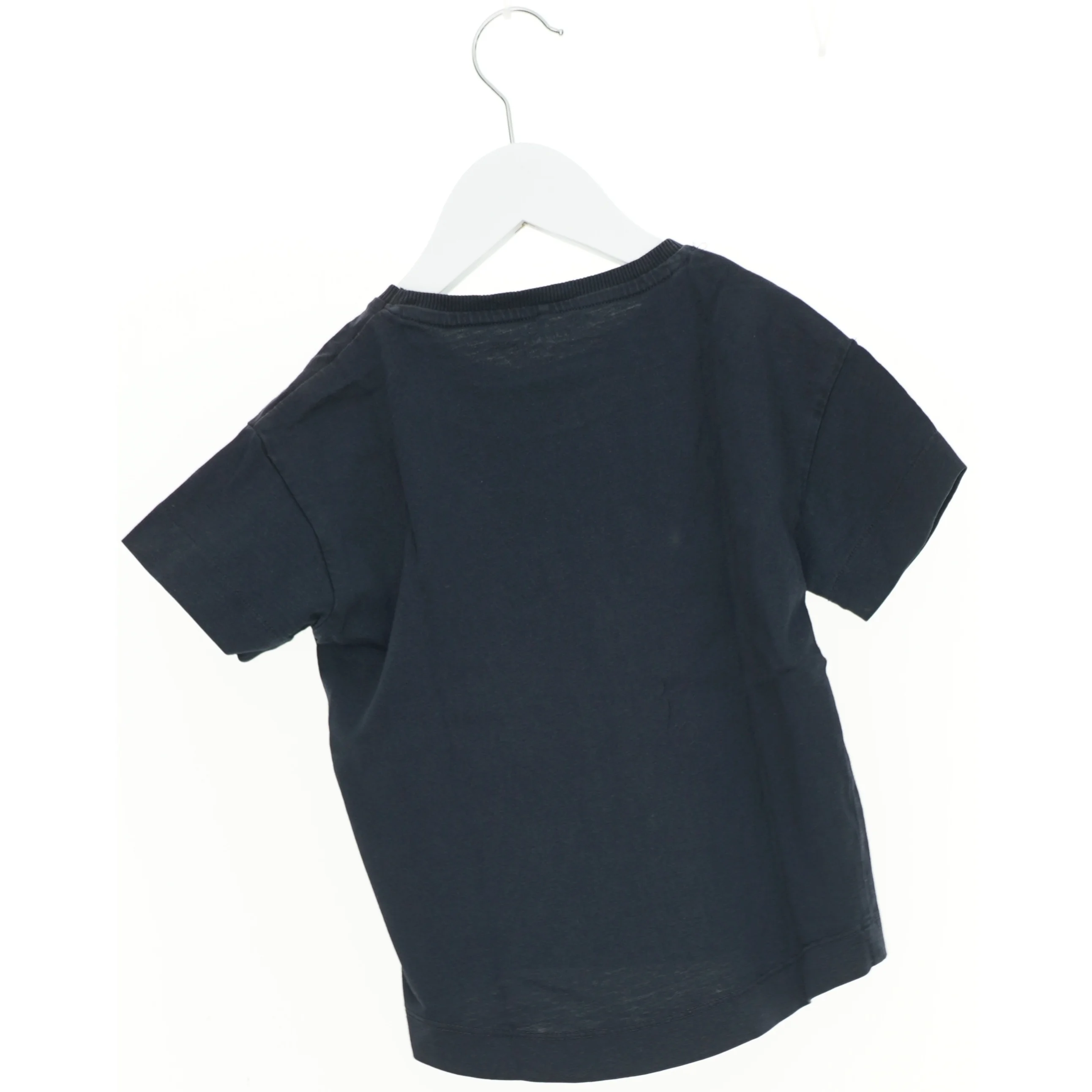 T-Shirt fra Name It (str. 116 cm)