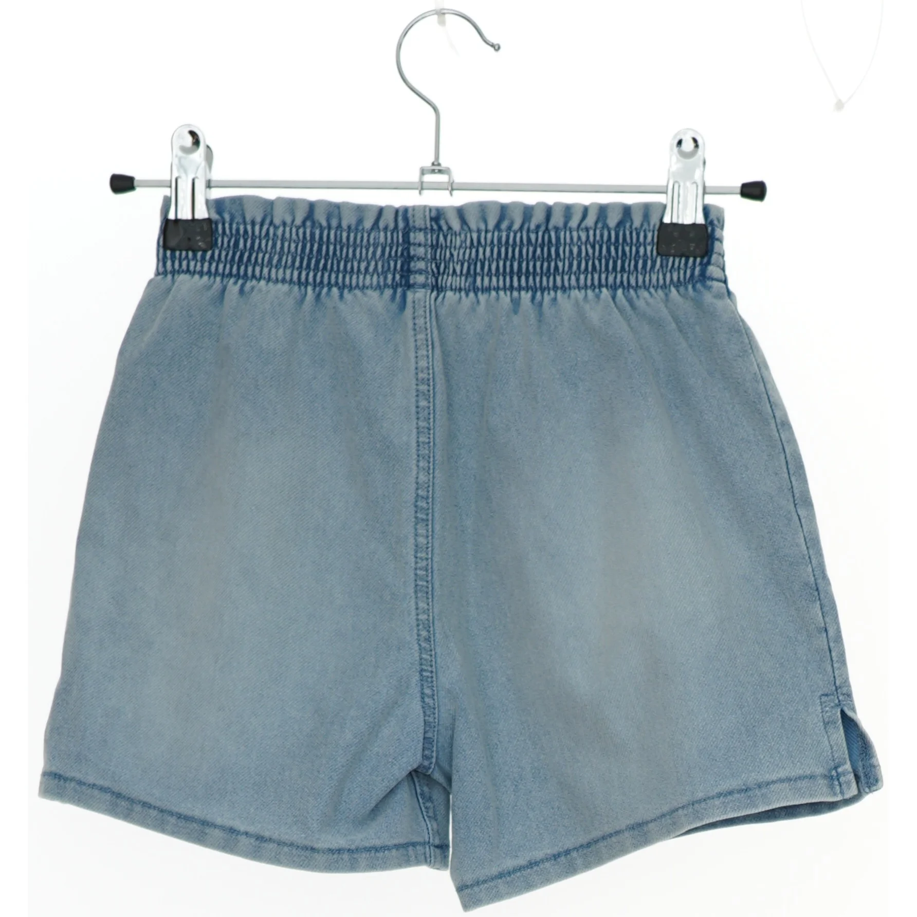 Lyseblå denim shorts til børn fra C (str. 122)