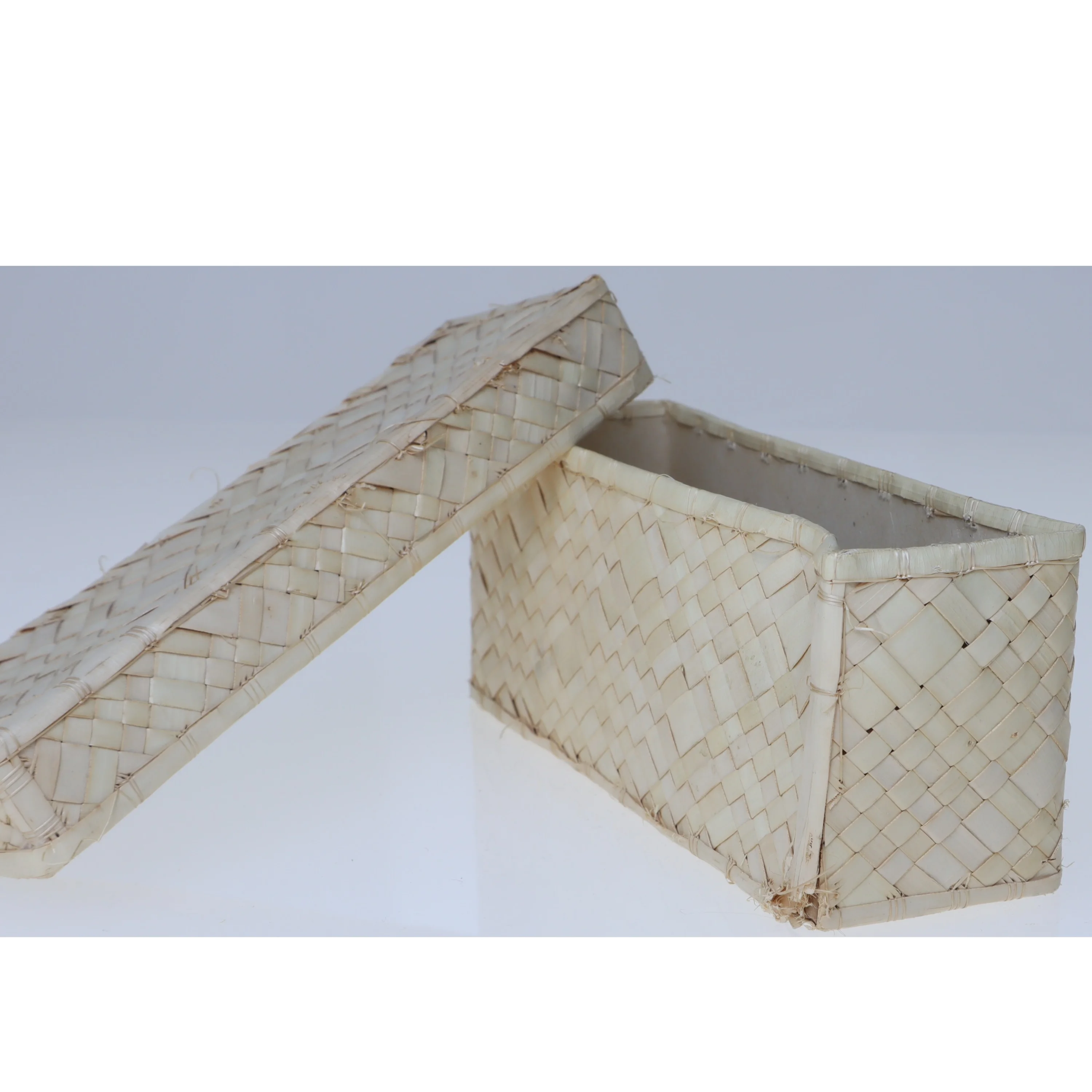 Flettet opbevaringskasse (str. 15x4 cm)