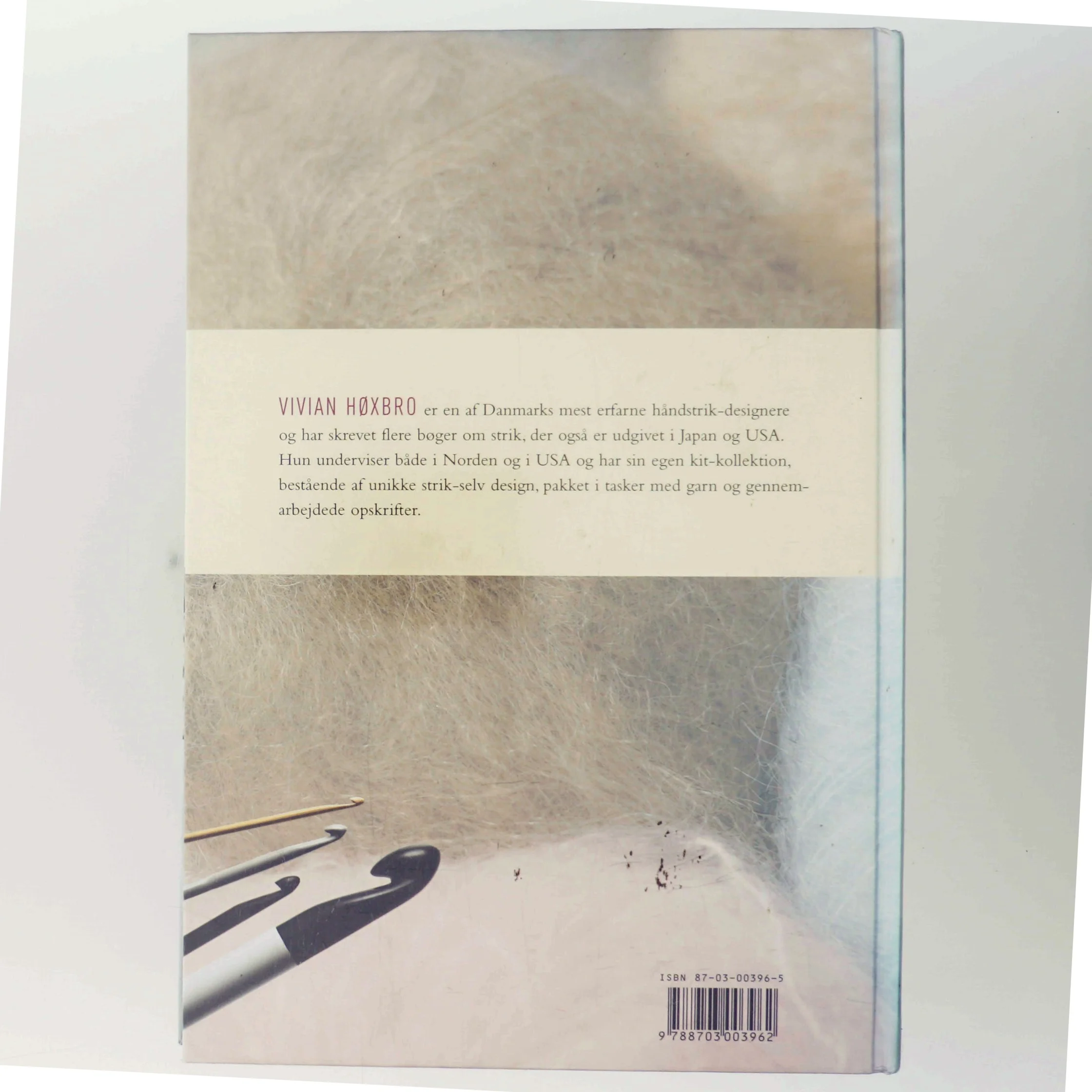 Politikens strikke- og hæklebog af Vivian Høxbro (Bog)