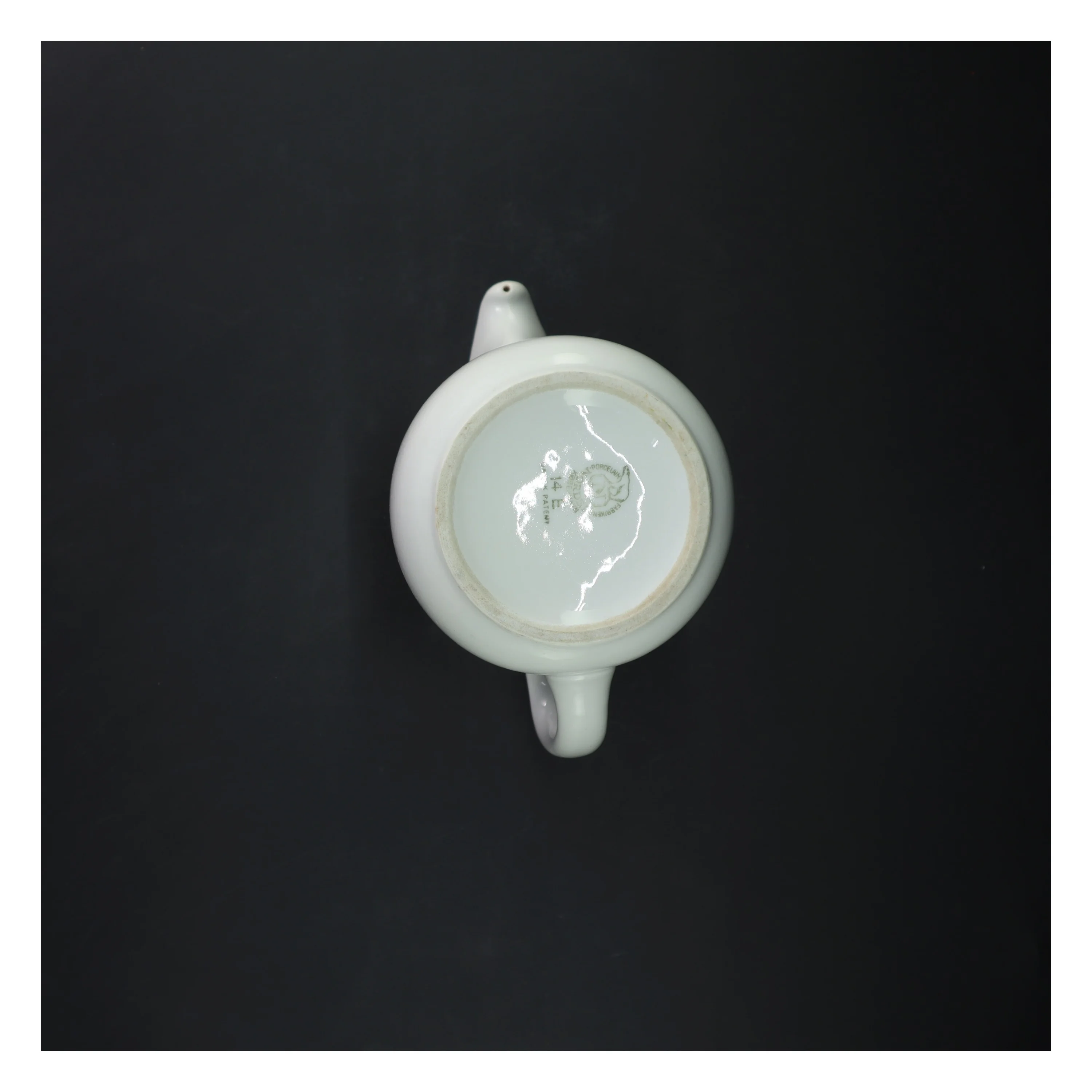 Vintage kaffekande i jernporcelæn (str. 20 cm)