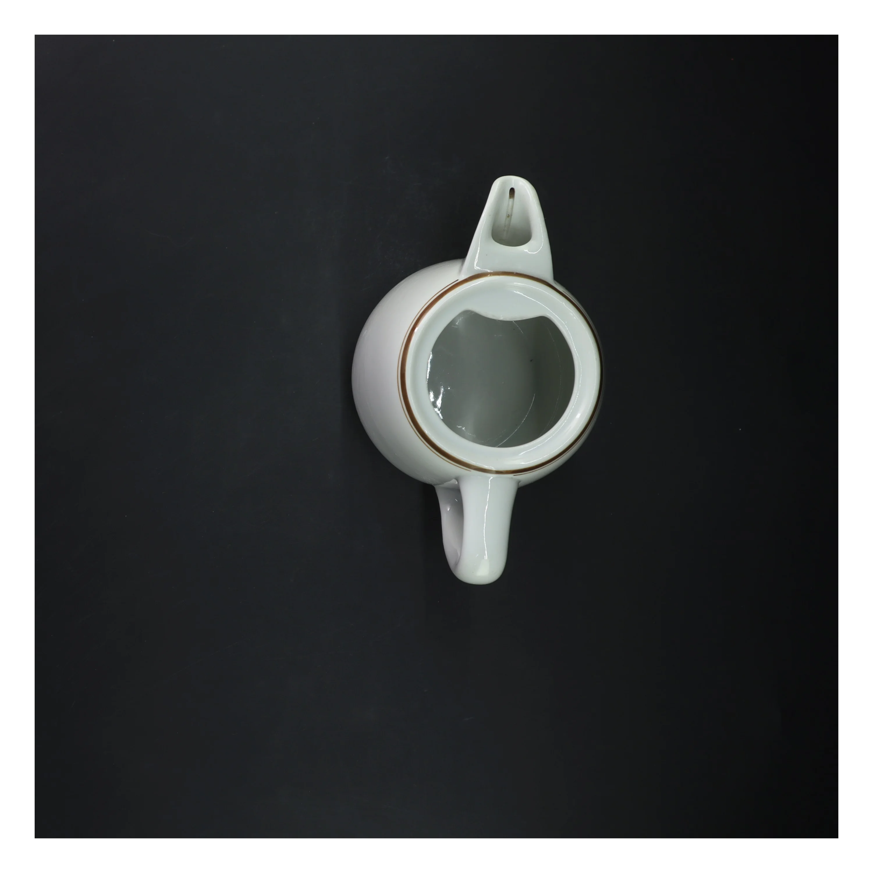 Vintage kaffekande i jernporcelæn (str. 20 cm)