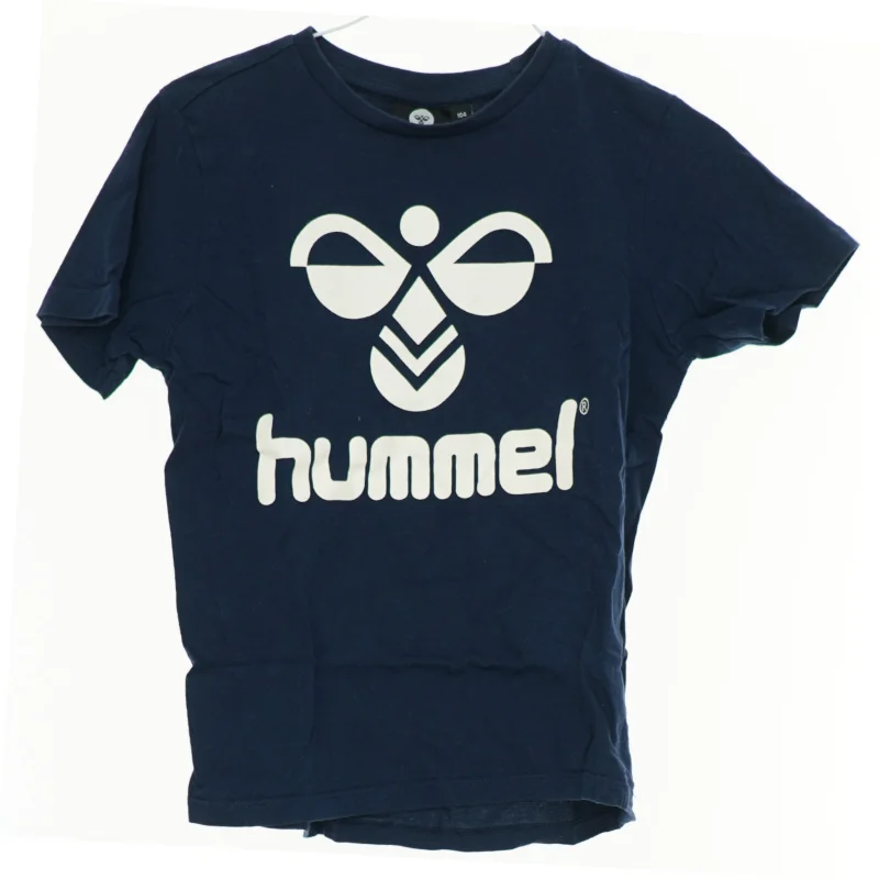 T-Shirt fra Hummel (str. 104 cm)