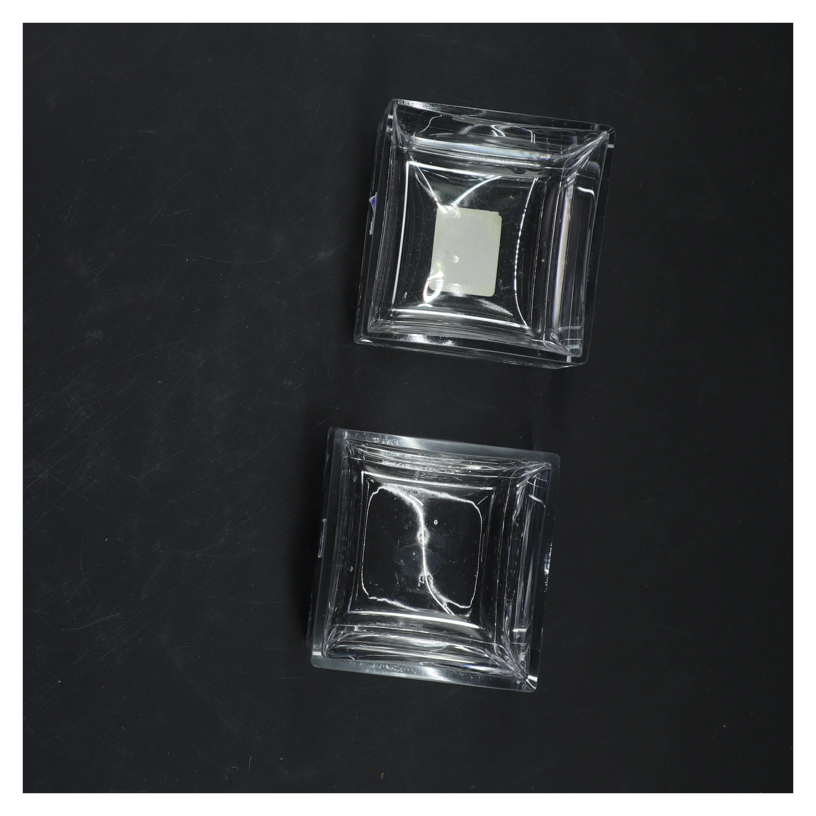 Glas kubiske fyrfadsstager fra Lyngby Glas (str. 8x8x8 cm)