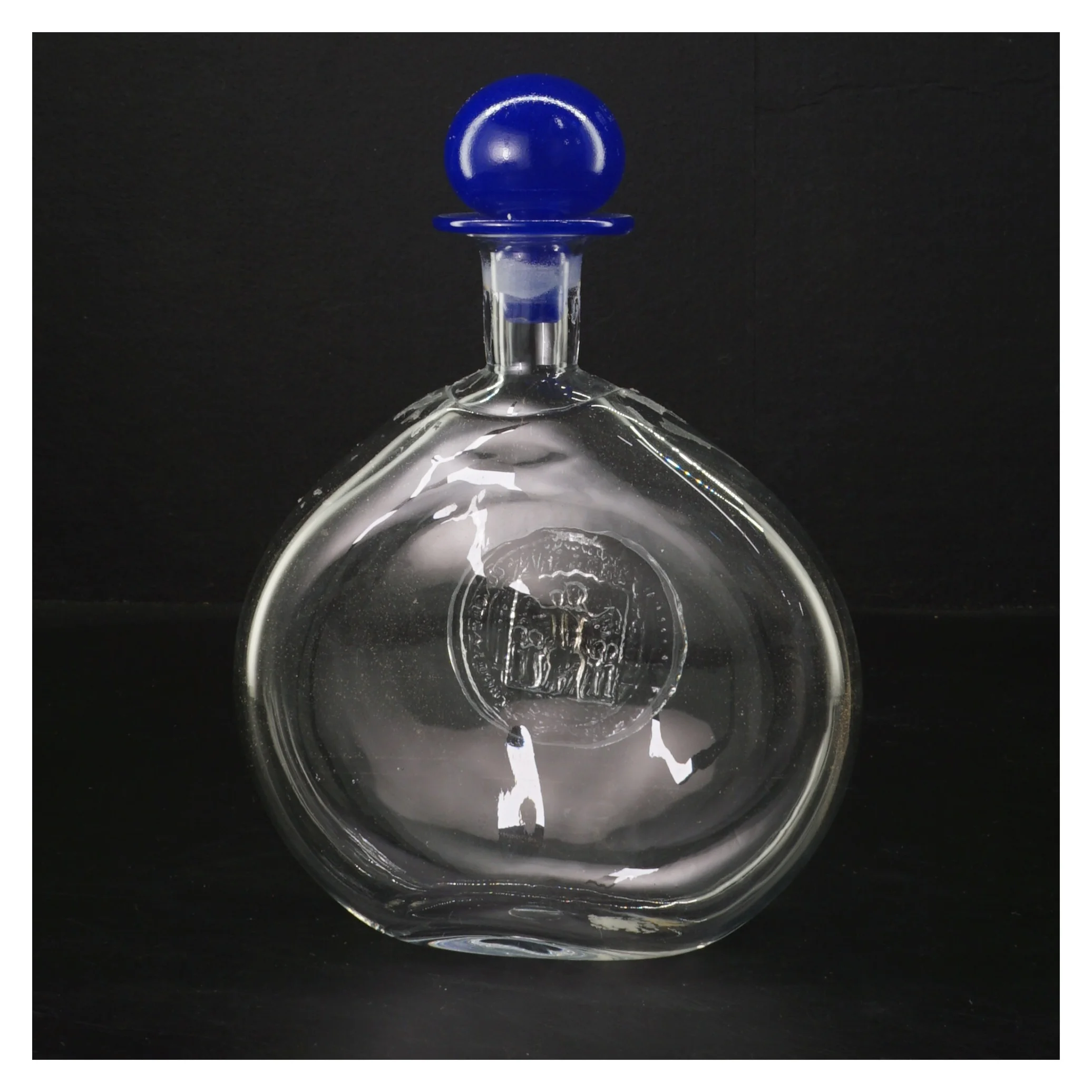 Rund karaffel med blå prop (str. 19 cm)