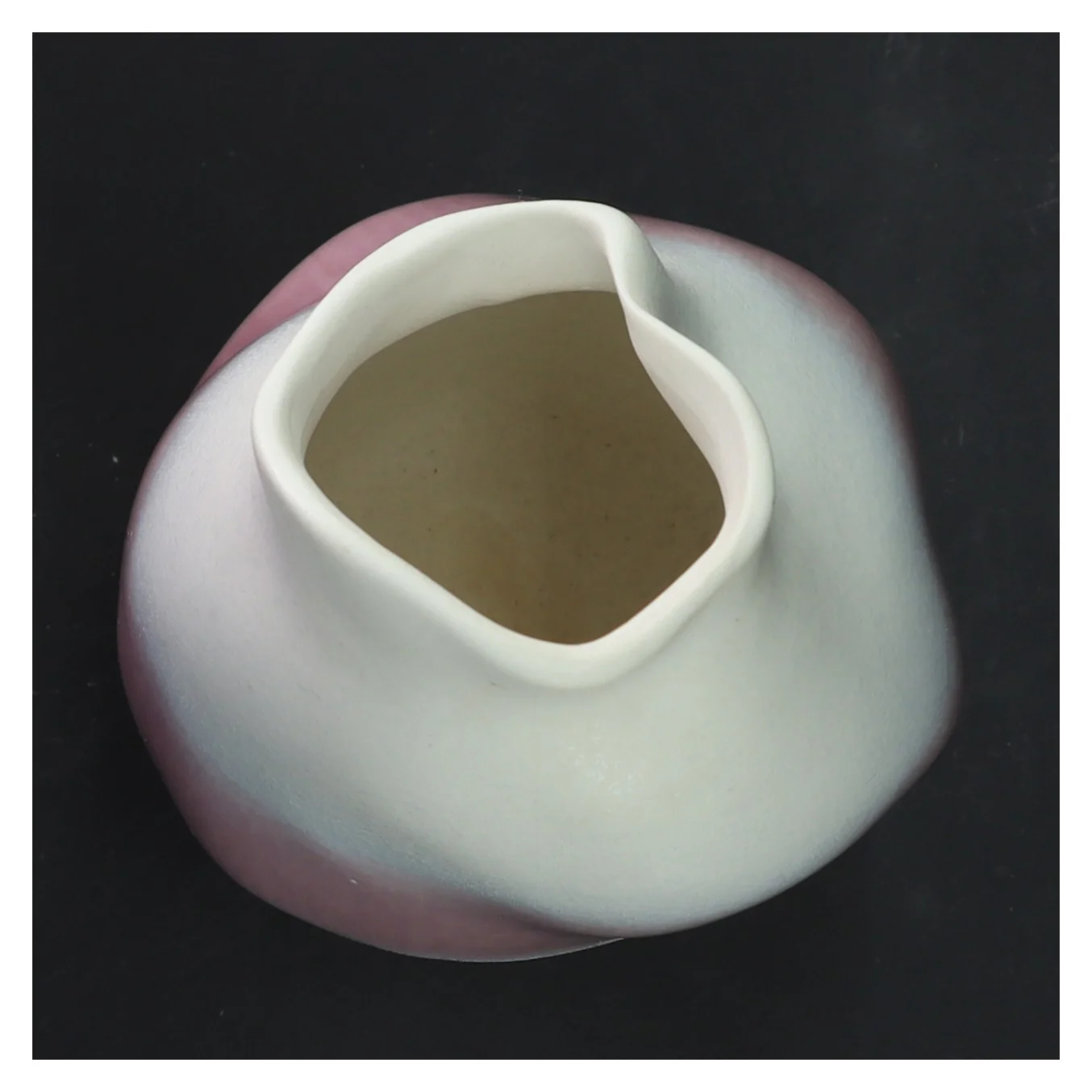 Keramisk vase (str. 20 cm)