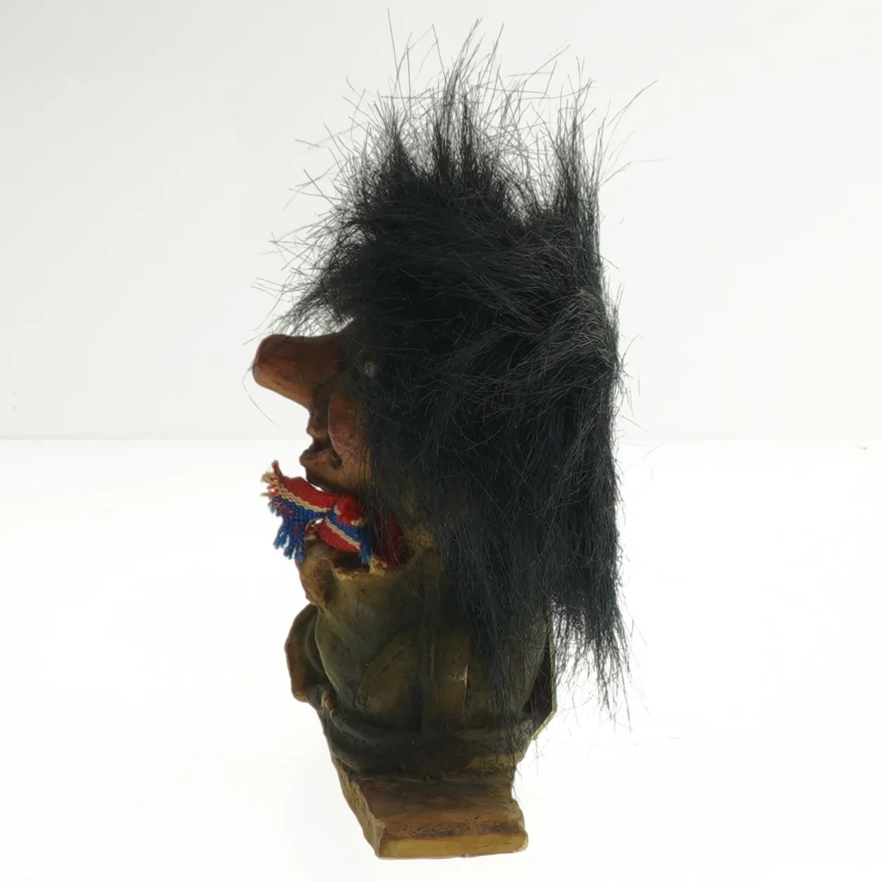 Fosse-Troll på ski figur fra Fosse-troll (str. 19x10 cm)