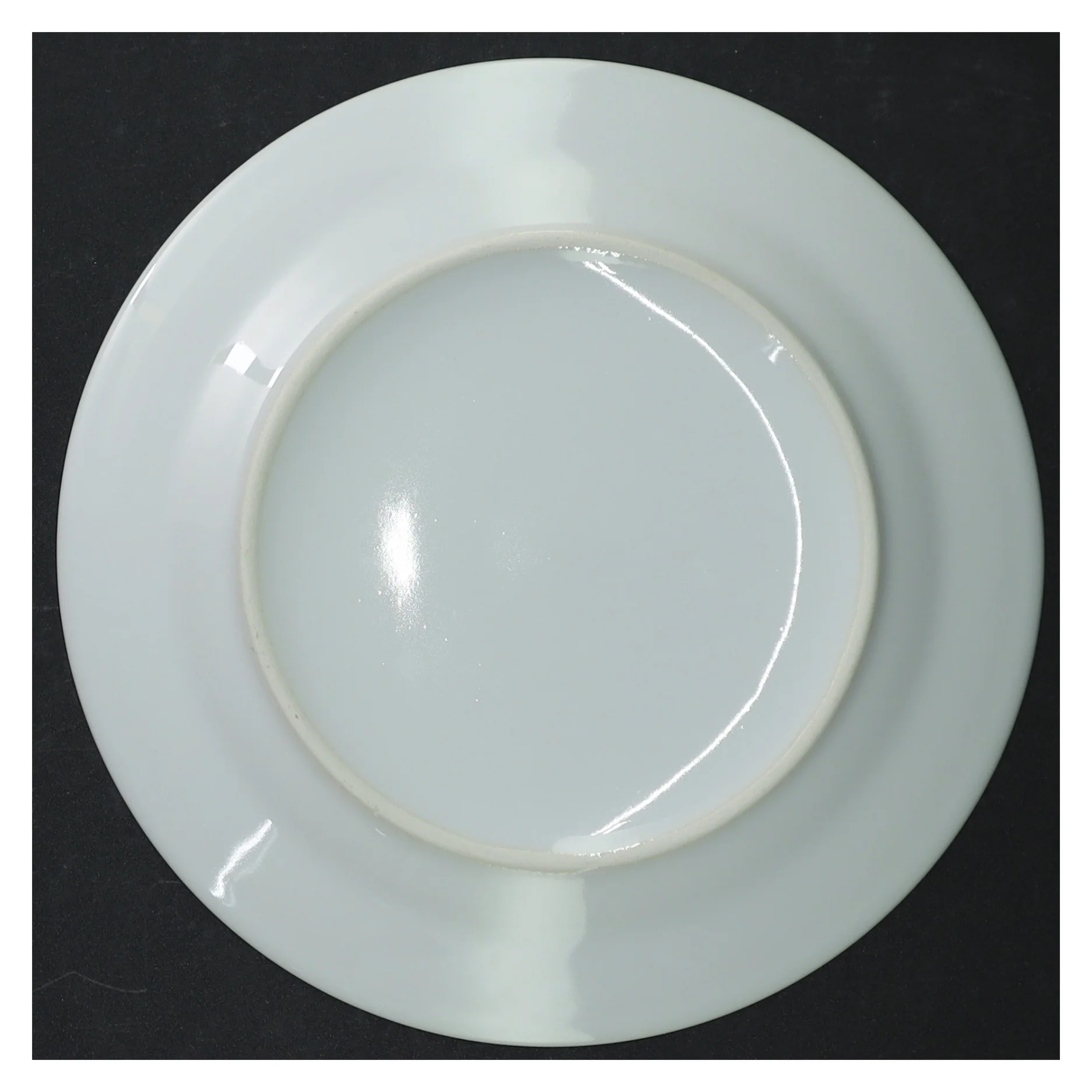 Hvid tallerken (str. 19,5 cm)