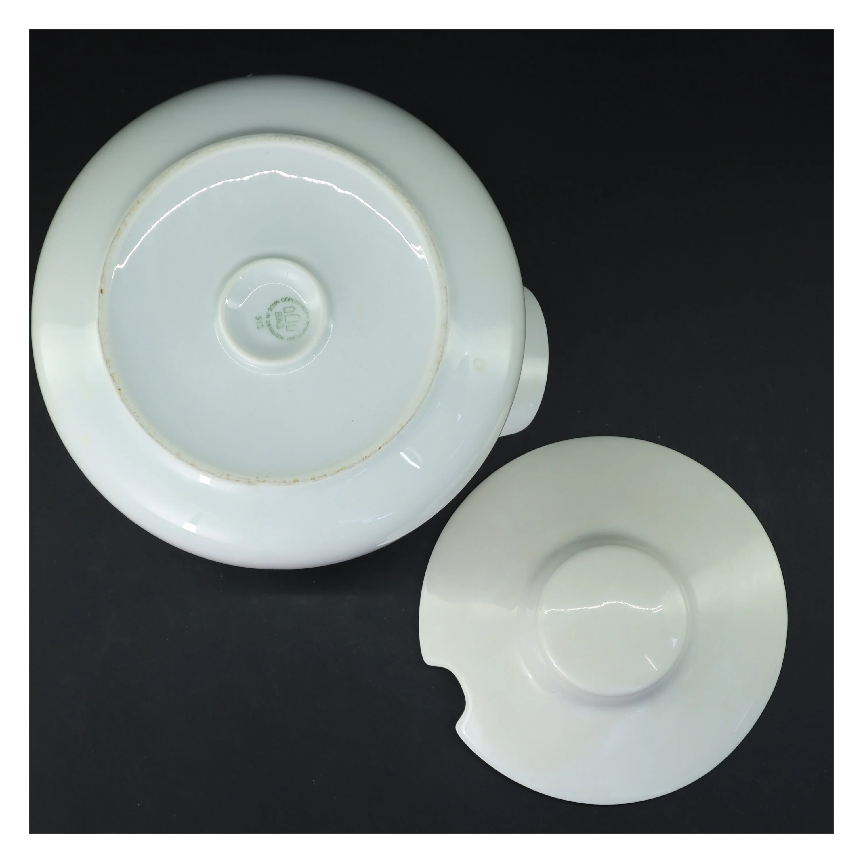 B&G hvid koppel terrin (str. Ø 17 cm længde 12 cm)