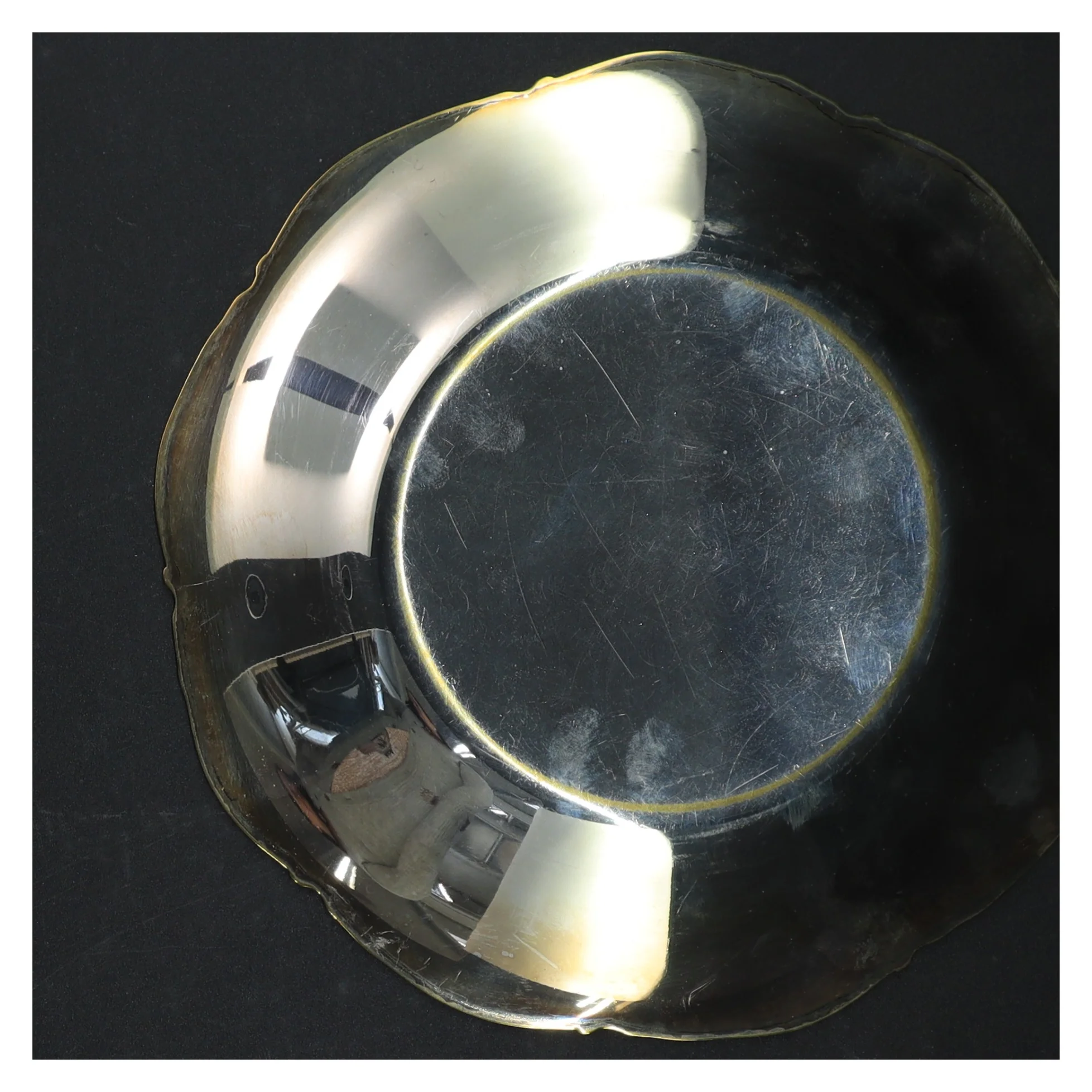 Dekorativ sølvpletfad (str. 20 cm)