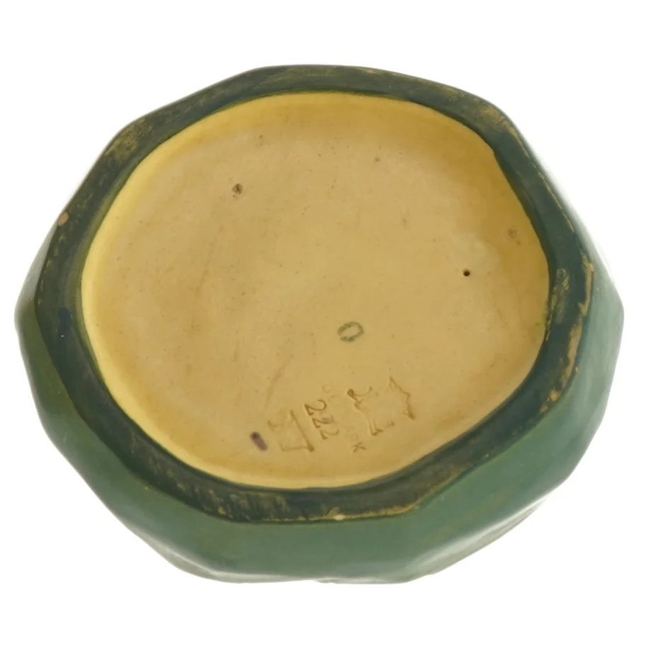 Ibsens enke skål med bjørn (str. Ø 12 cm)