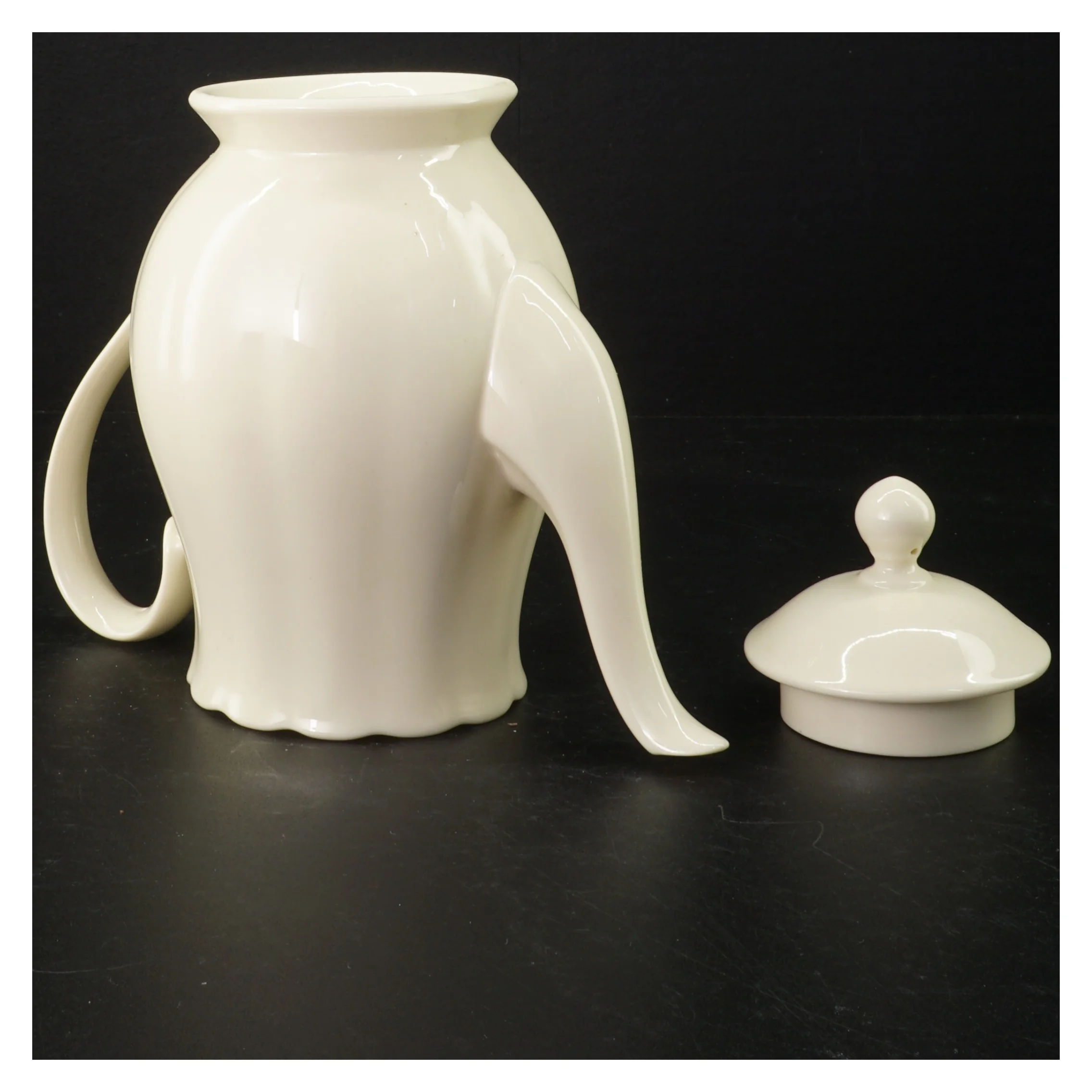 Hvid kaffekande med låg fra Södahl