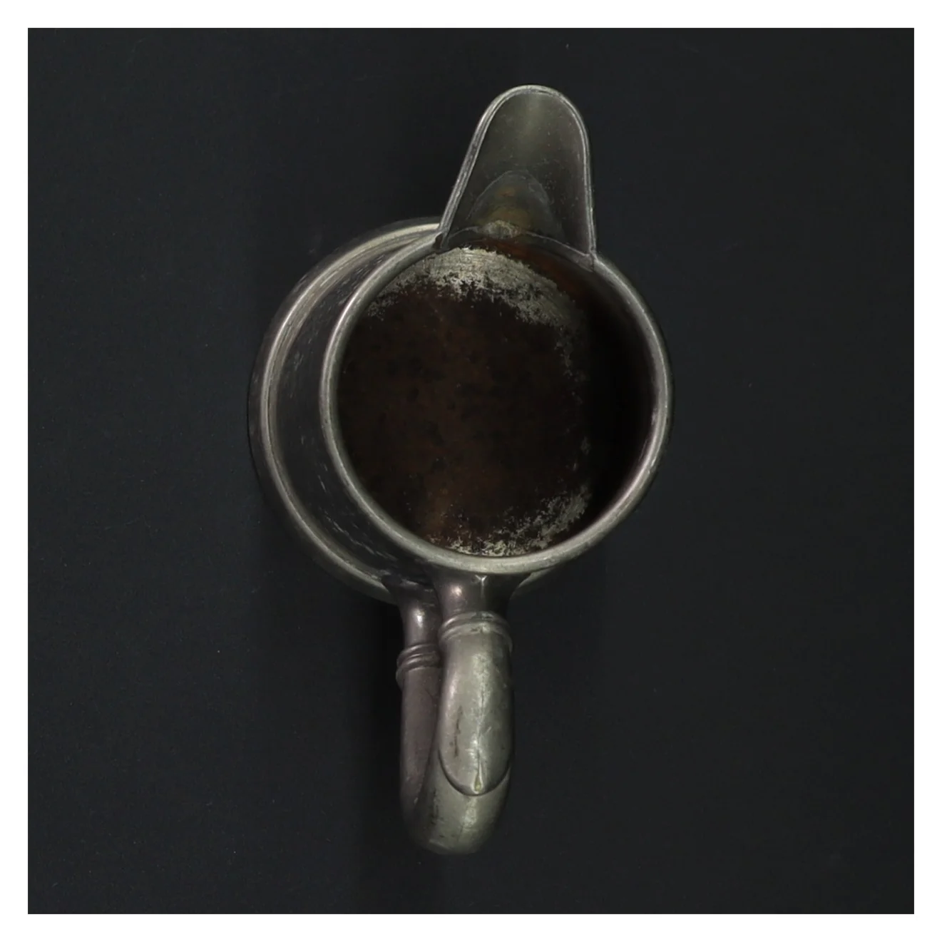 Tin  Metalkande (str. H. 9 cm ø. 6 cm)