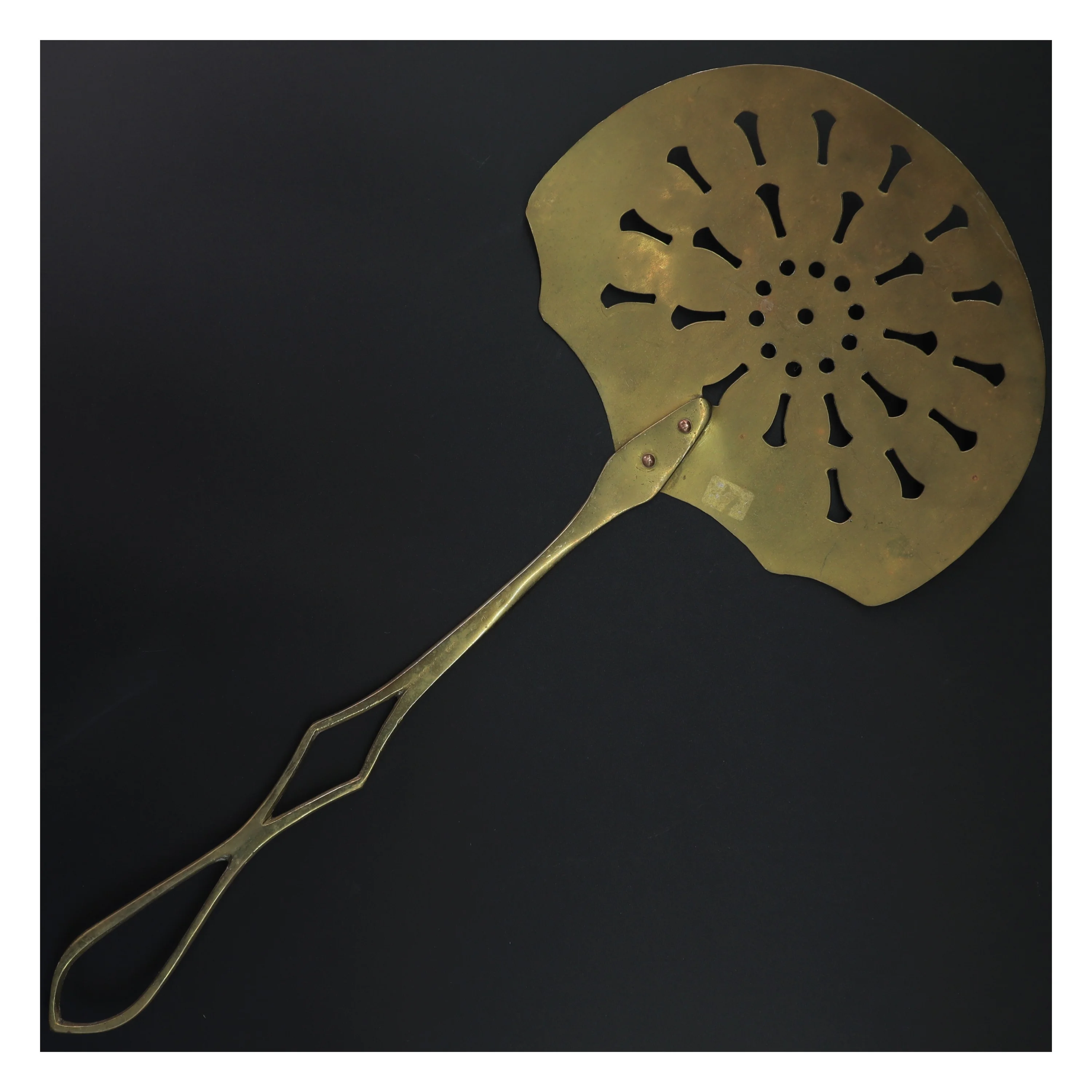 Messing stegeplade med langt håndtag (str. Længde. 47 cm. brede. 21 cm)