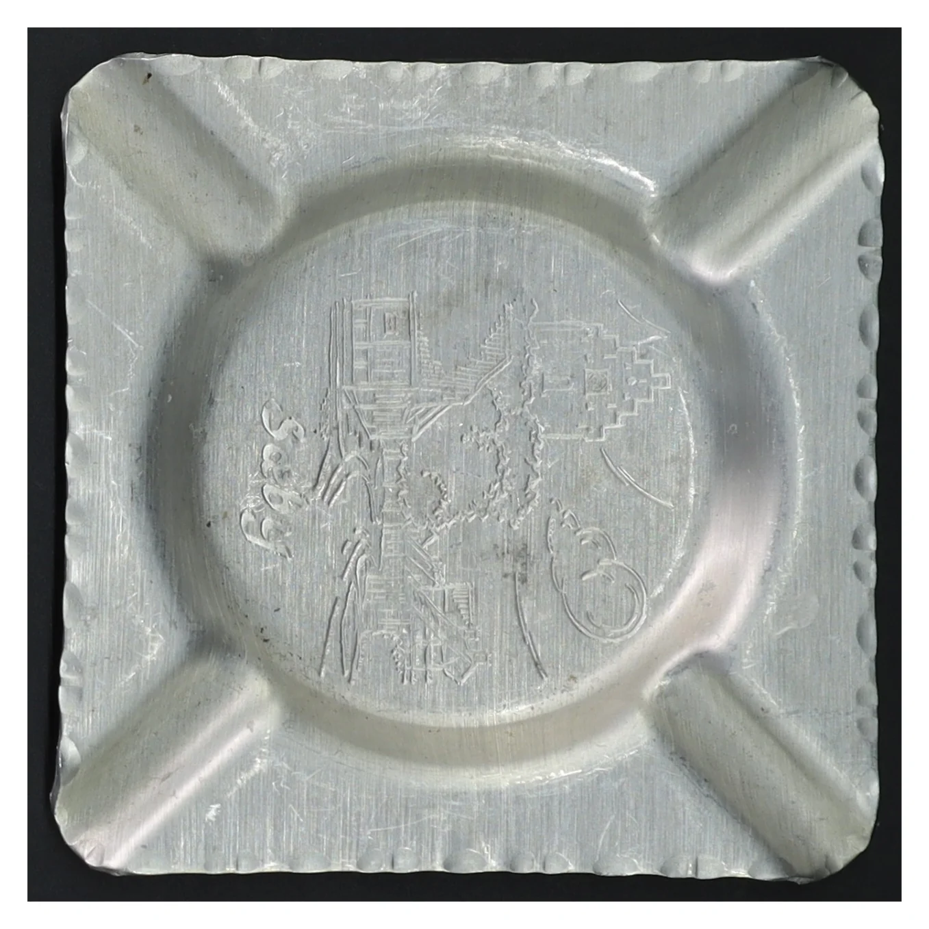 Askebæger i aluminium (str. 13,5 x 13,5 cm)