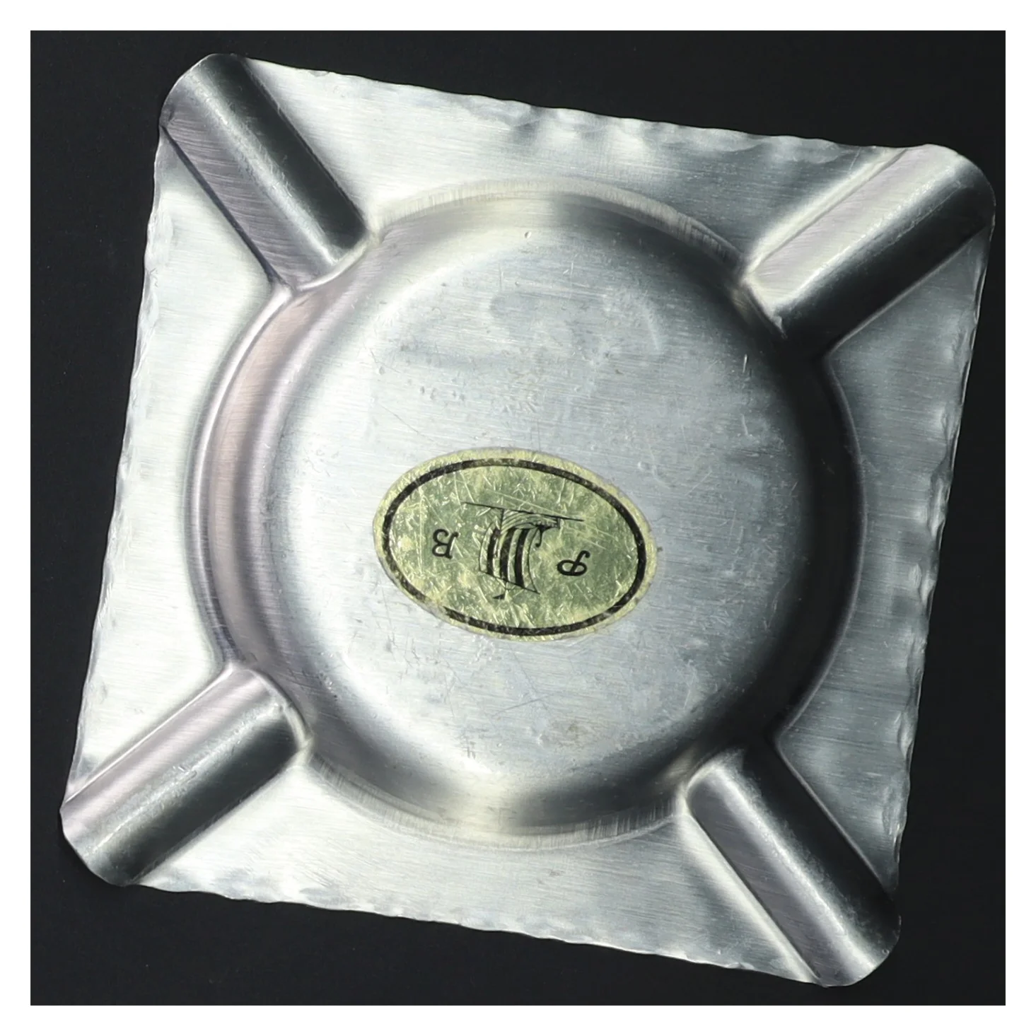 Askebæger i aluminium (str. 13,5 x 13,5 cm)