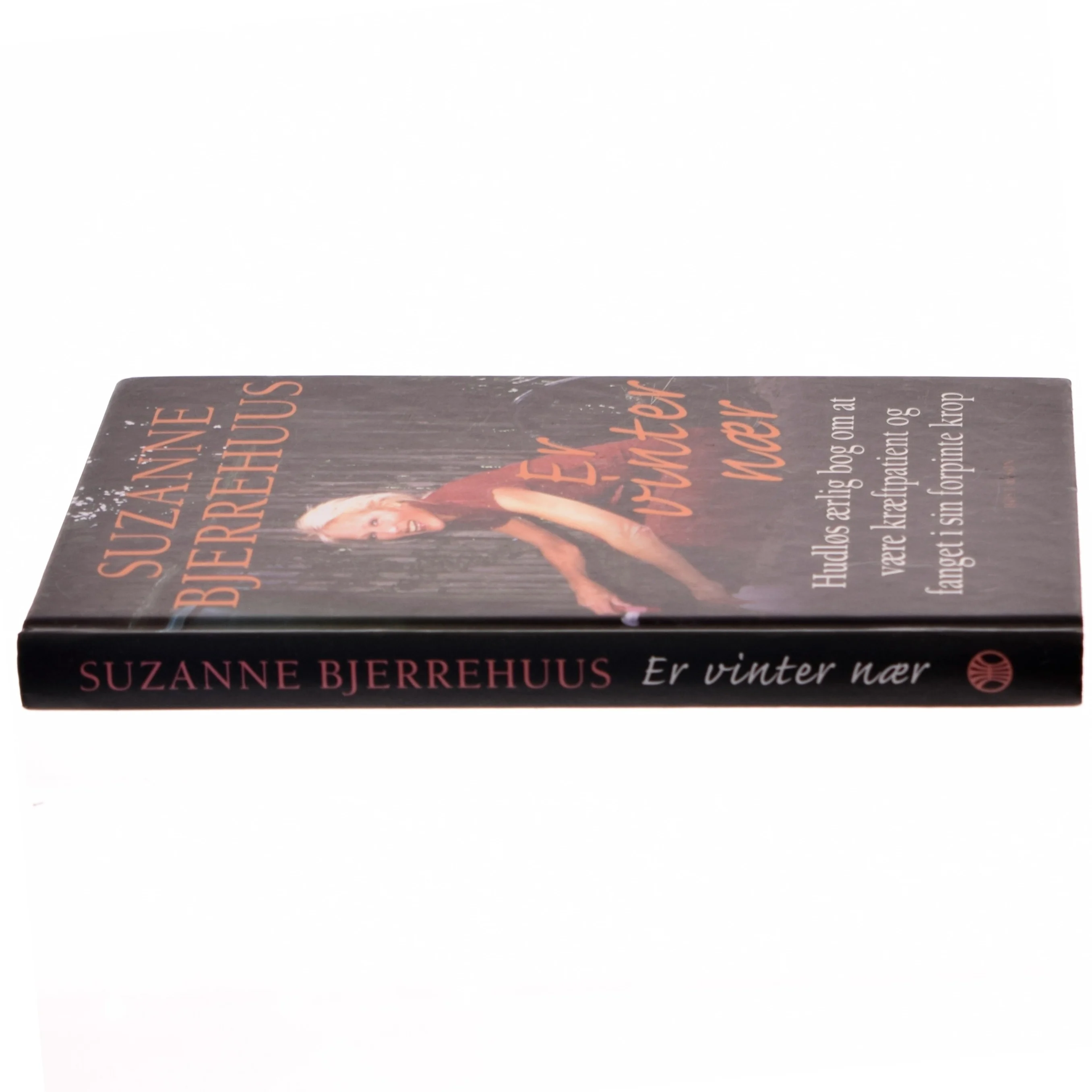 Er vinter nær - af Suzanne Bjerrehuus (Bog)