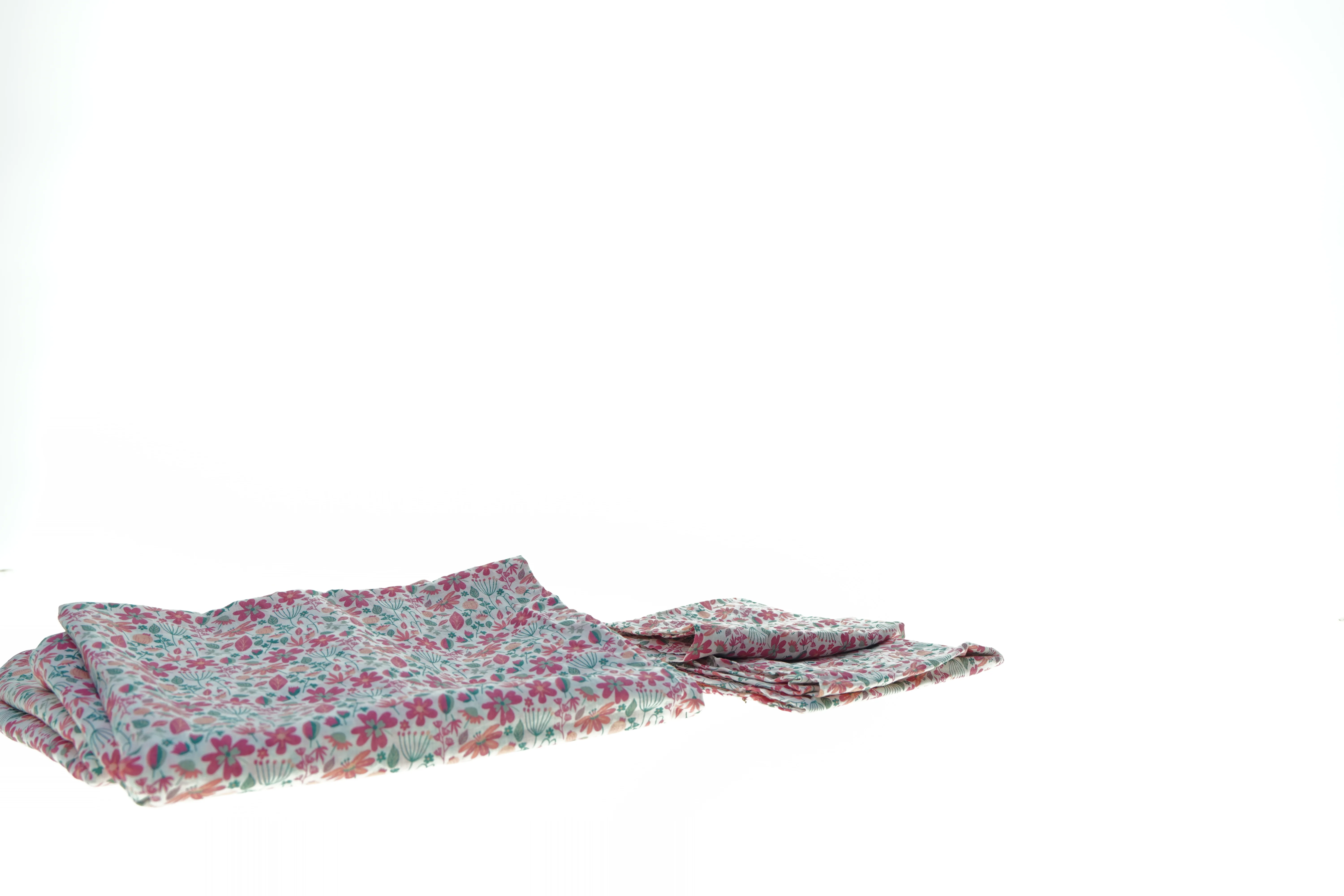 Sengetøj (str. 40 x 100 og 40 x 40)