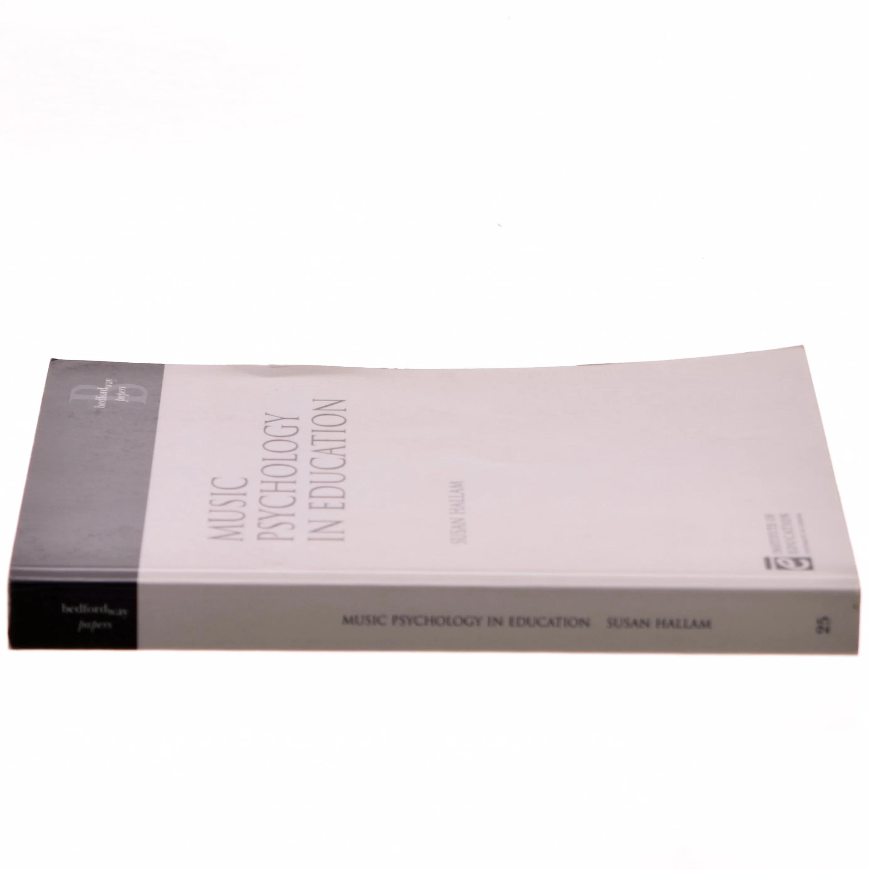 Music psychology in education af Susan Hallam (Bog)